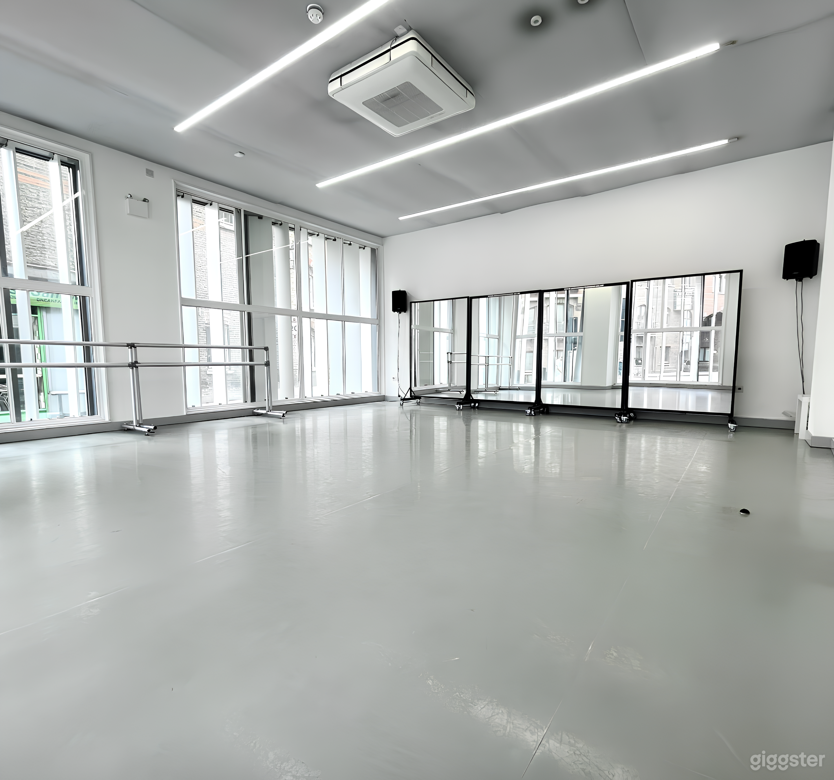 Studios in Goswell London Photo 2