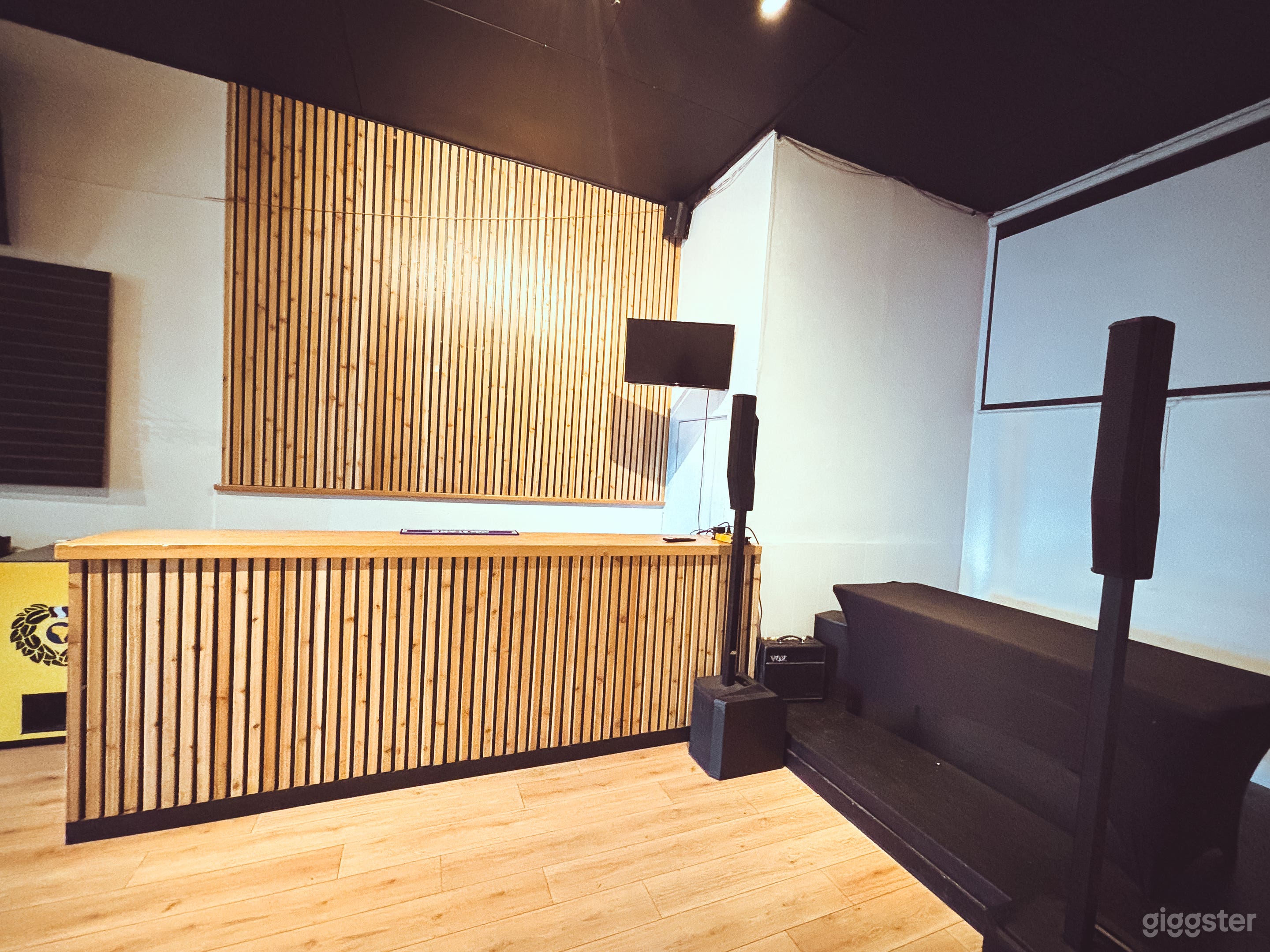 Party Room/Studio Rental On Commercial Drive Photo 2