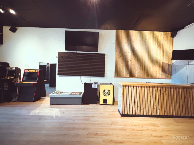  Party Room/Studio Rental On Commercial Drive 