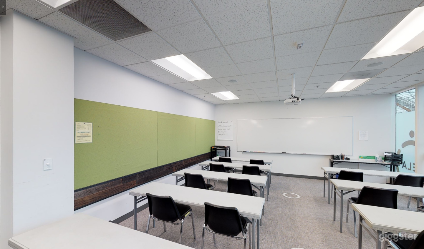 Exciting Classroom in Portland Photo 3