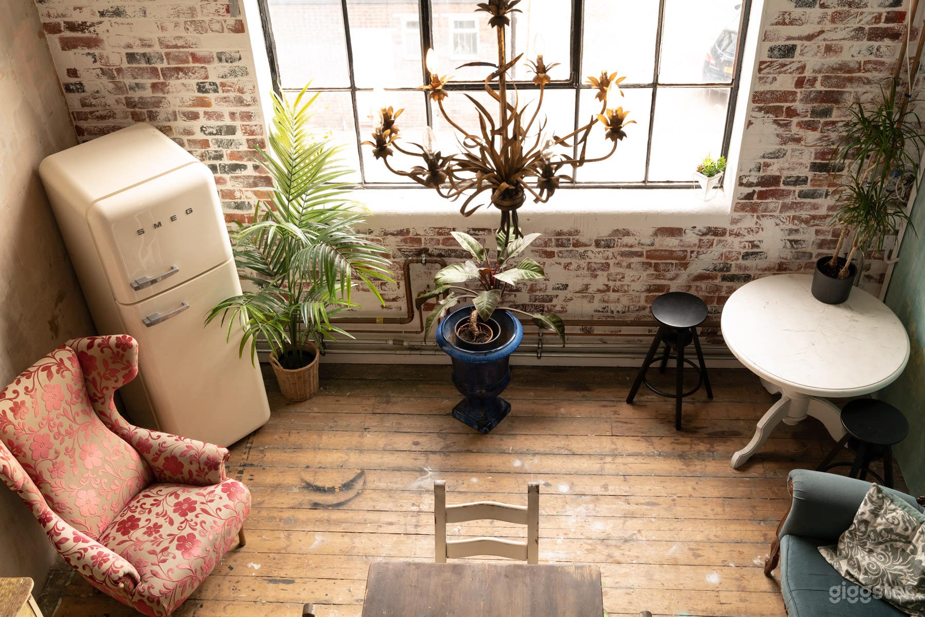 Studio Bohemian  Photo 4