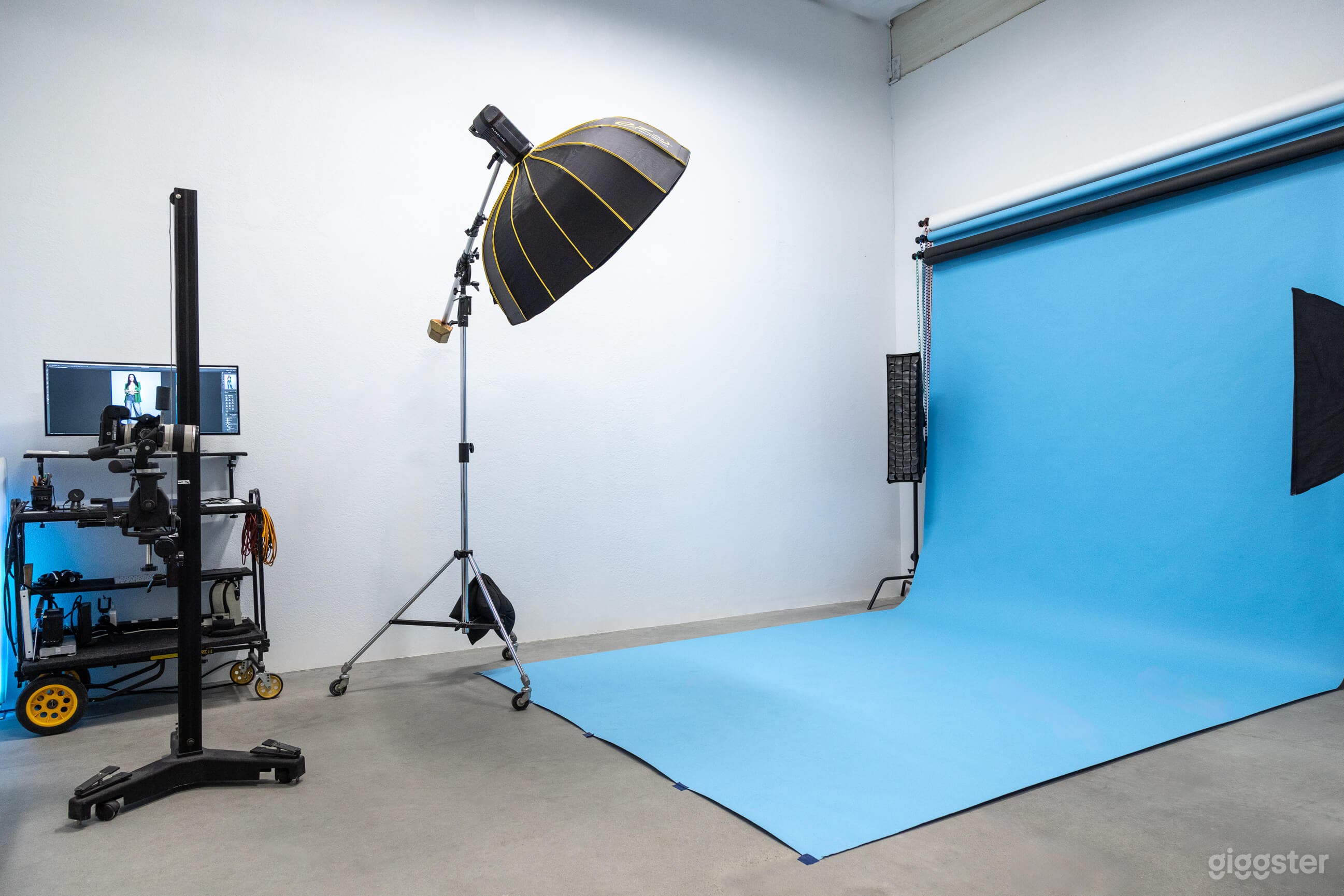 Creative Studio: A Versatile Creative Space Photo 1