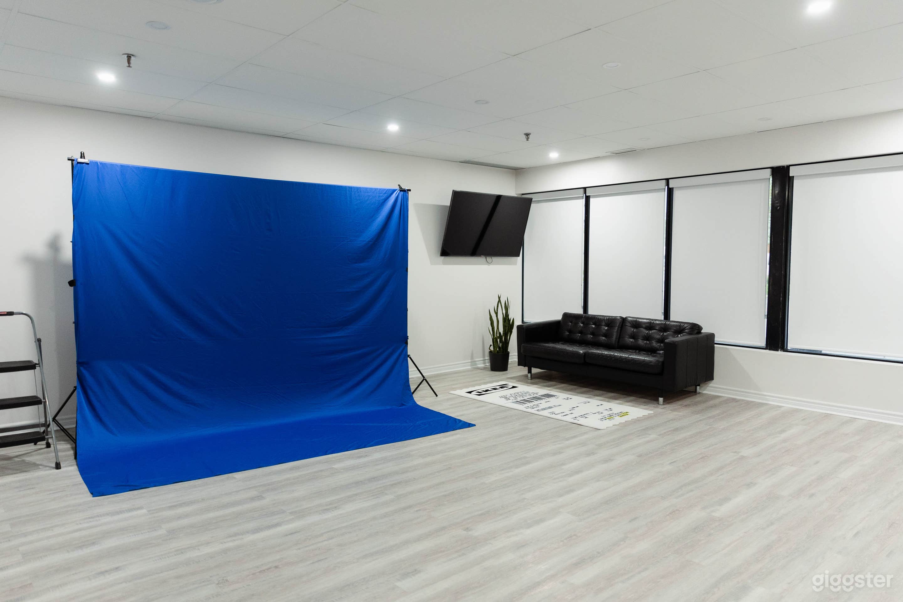 Open Concept Photo Studio Photo 4