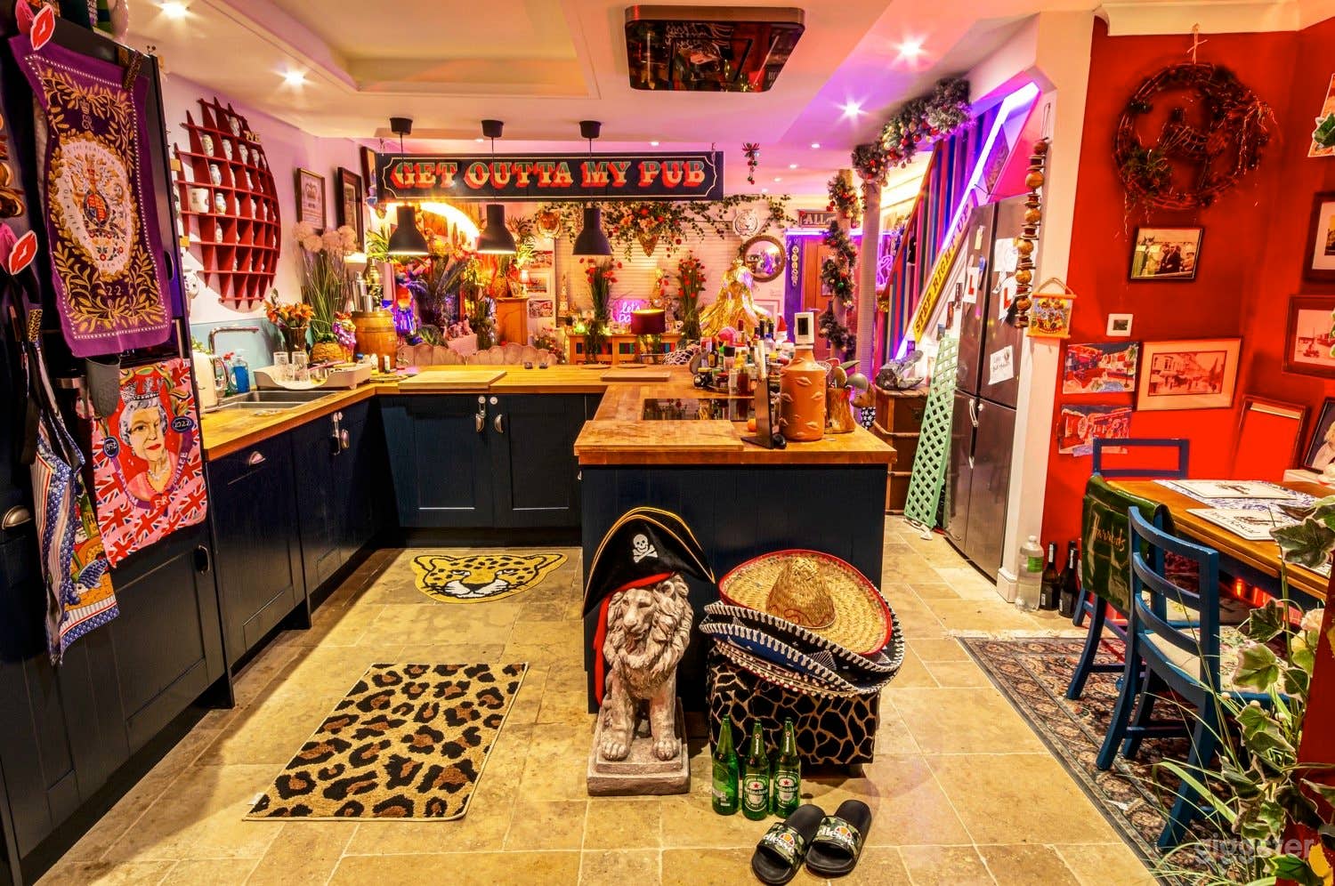 HOLIDAY HOME IN WEYMOUTH  Photo 2