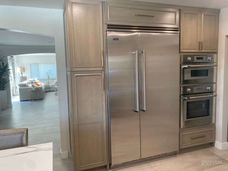  Charming Large Ranch Style Home  