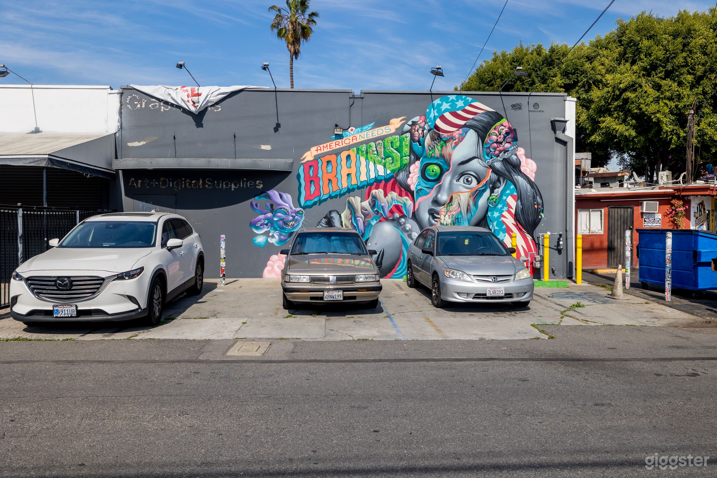 Cool Warehouse in the Heart of Culver City Photo 2