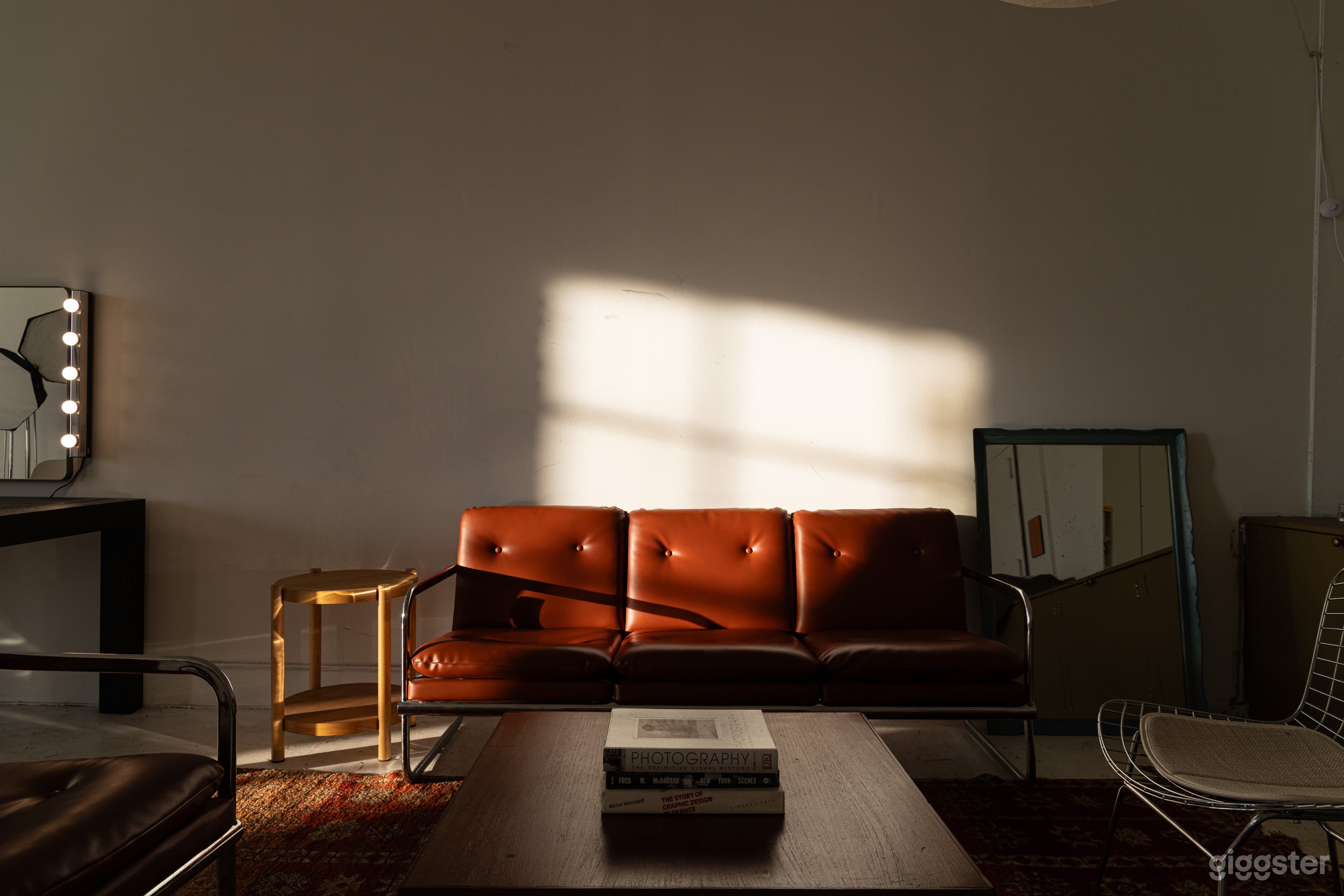 Creative Daylight Photo Studio in E. Williamsburg Photo 3