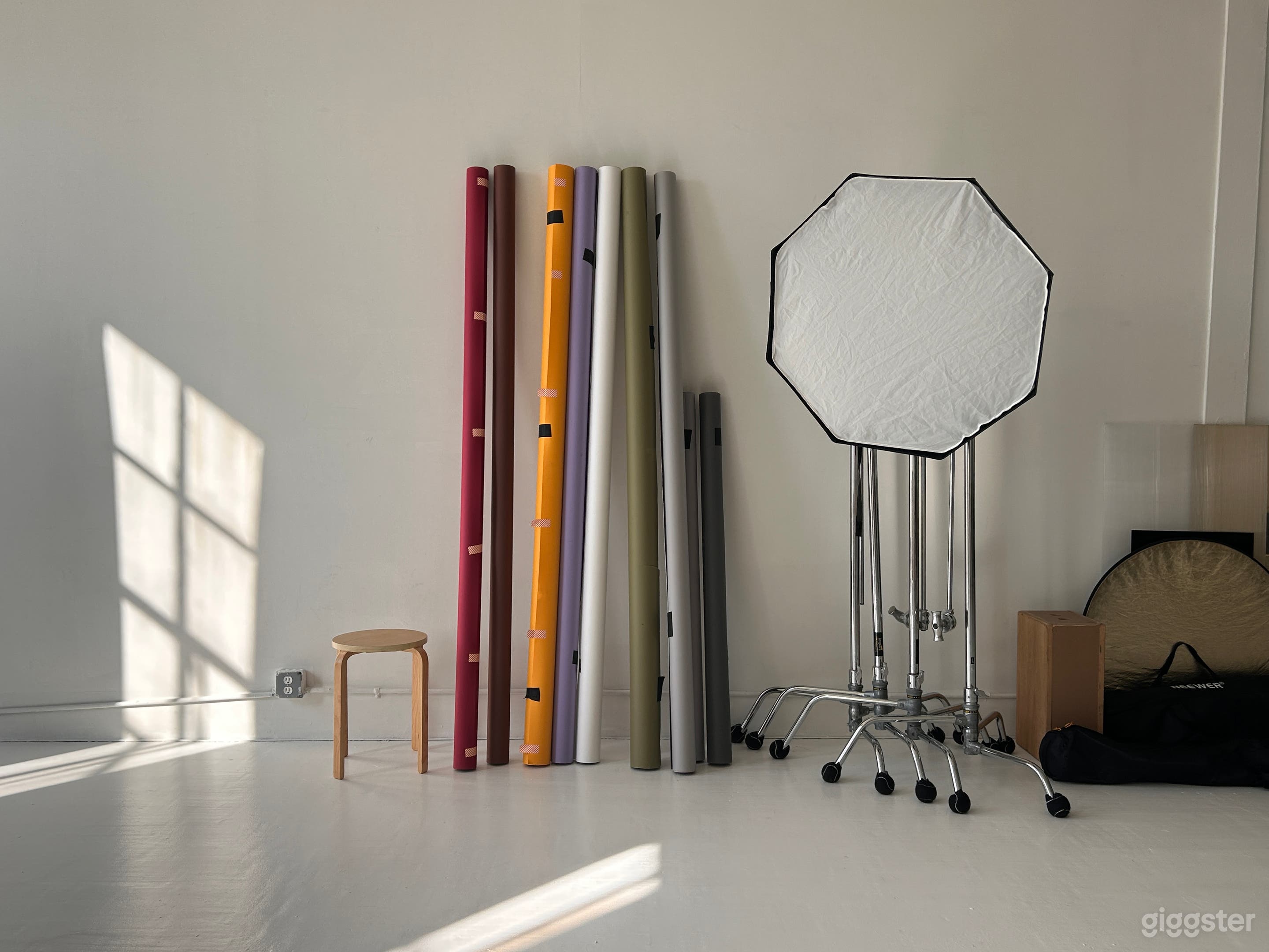 Creative Daylight Photo Studio in E. Williamsburg Photo 3