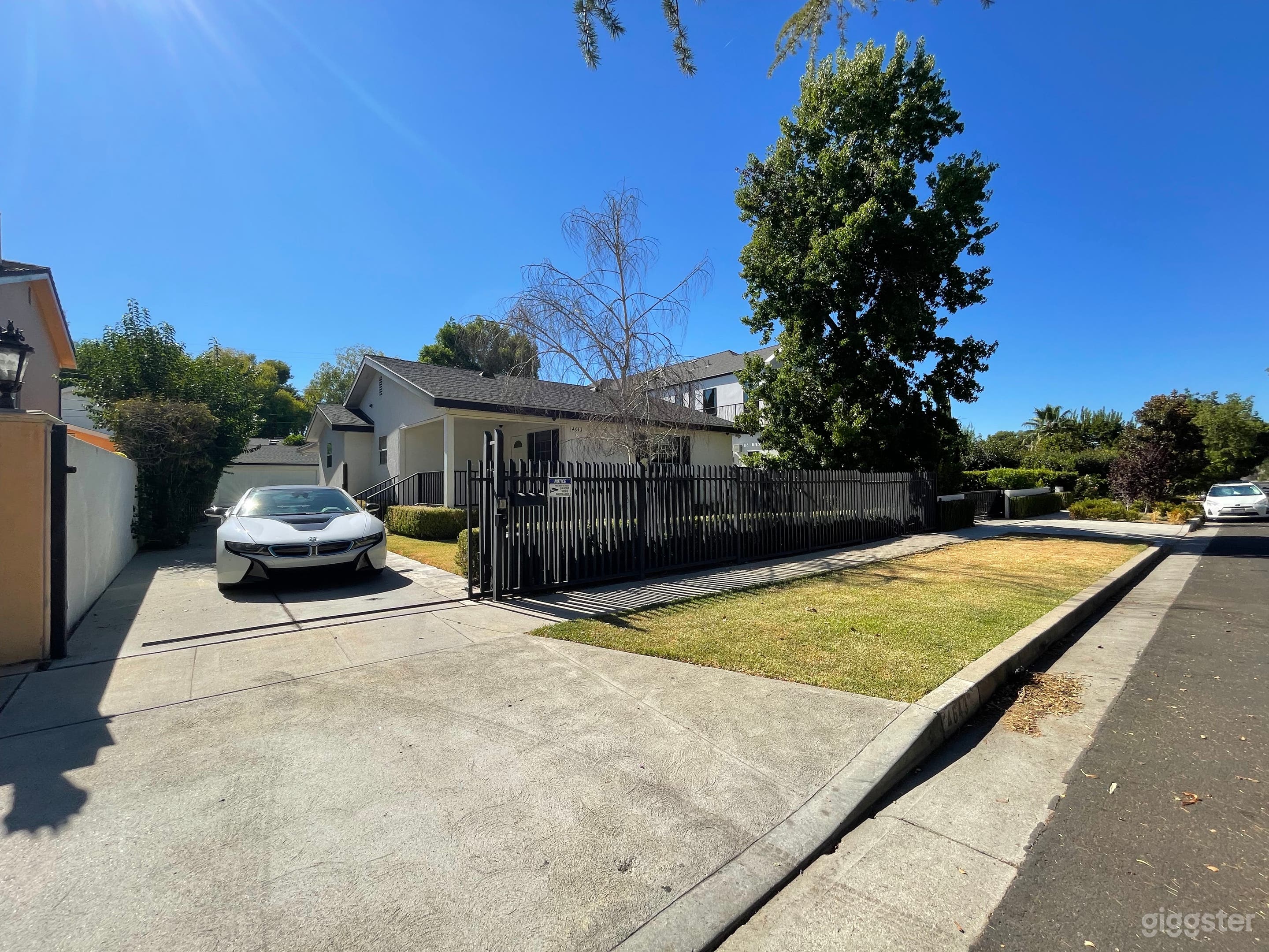 Charming Bright Traditional Home Photo 2