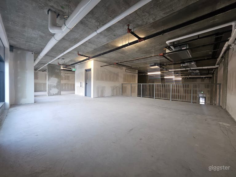  Industrial Warehouse with Loading Dock & Mezzanine 