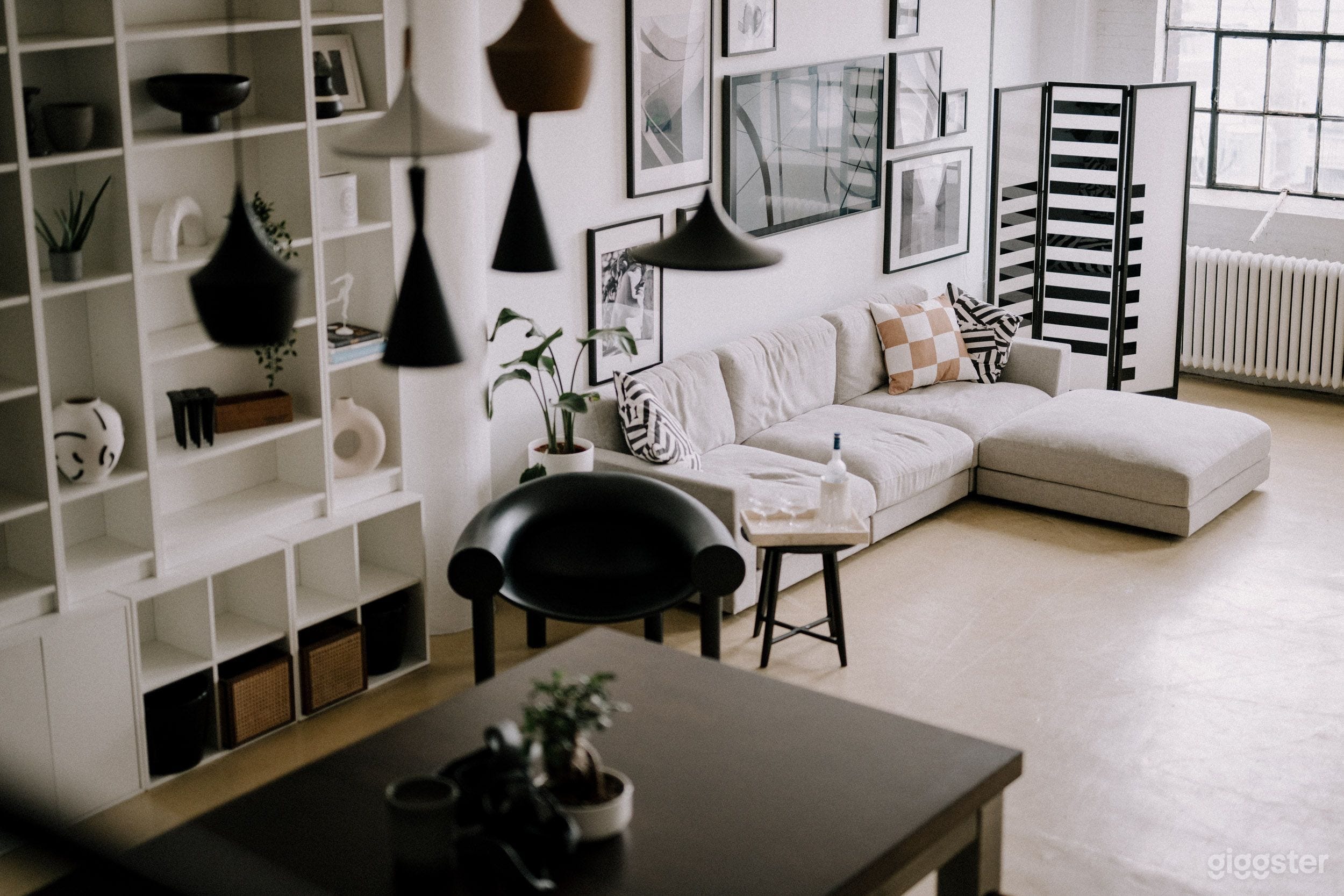 Luxury Natural Light Content Studio Photo 3