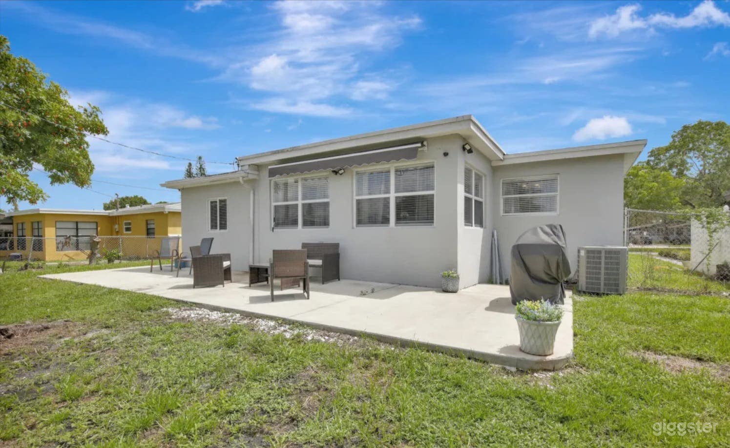 Bright Eclectic House Perfect for Film/Photo Shoot Photo 2