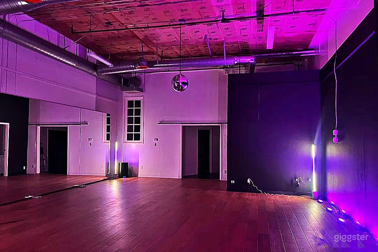  Vibrant Studio Space for Dance, Fitness and Events 