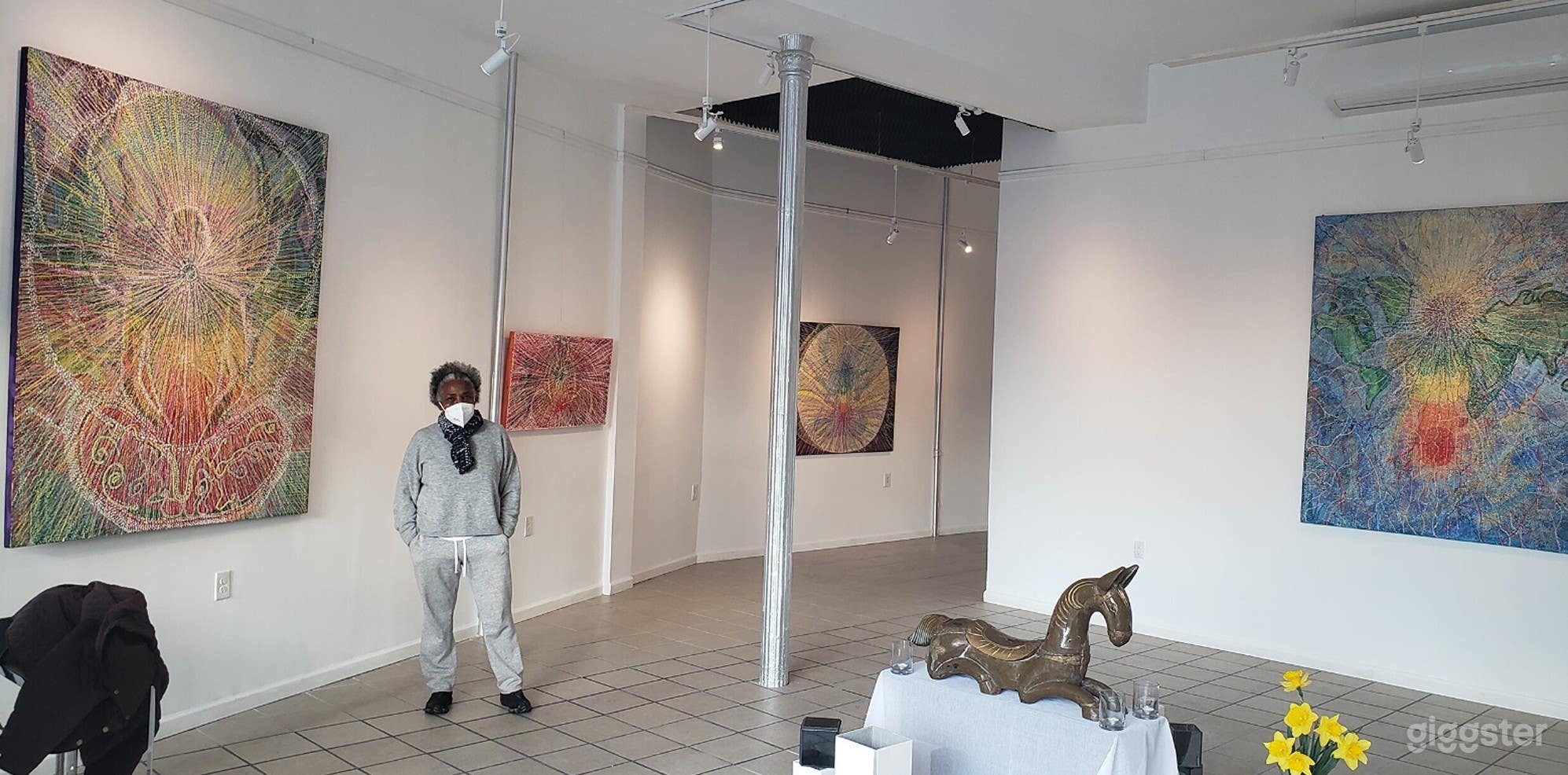 Inspiring Artist Gallery Photo 1