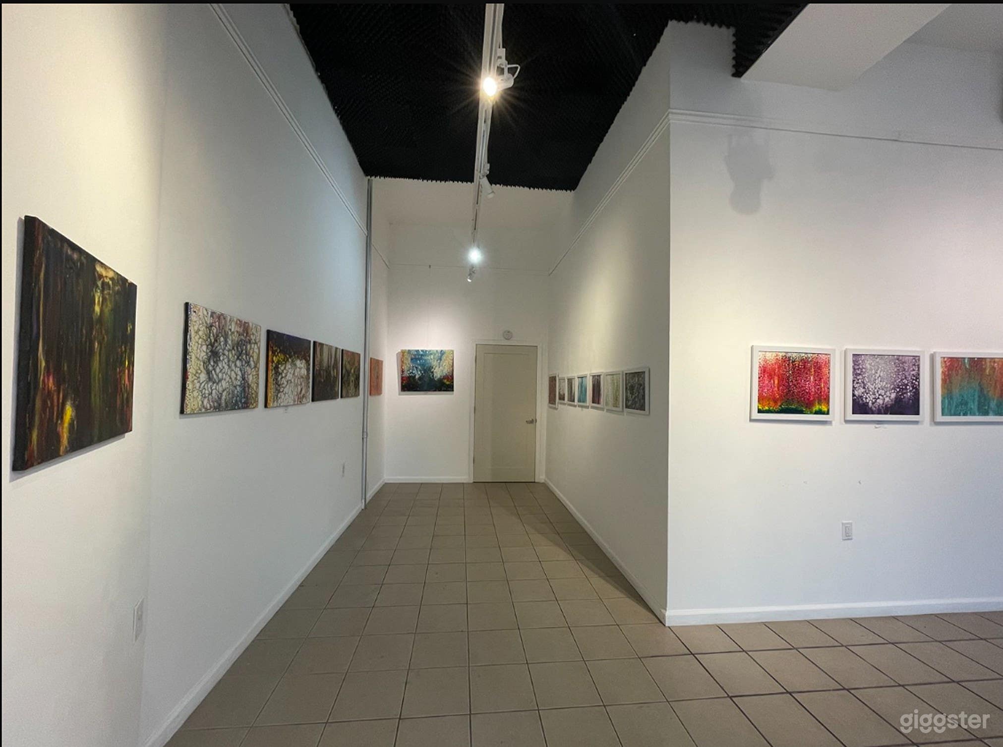 Inspiring Artist Gallery Photo 4