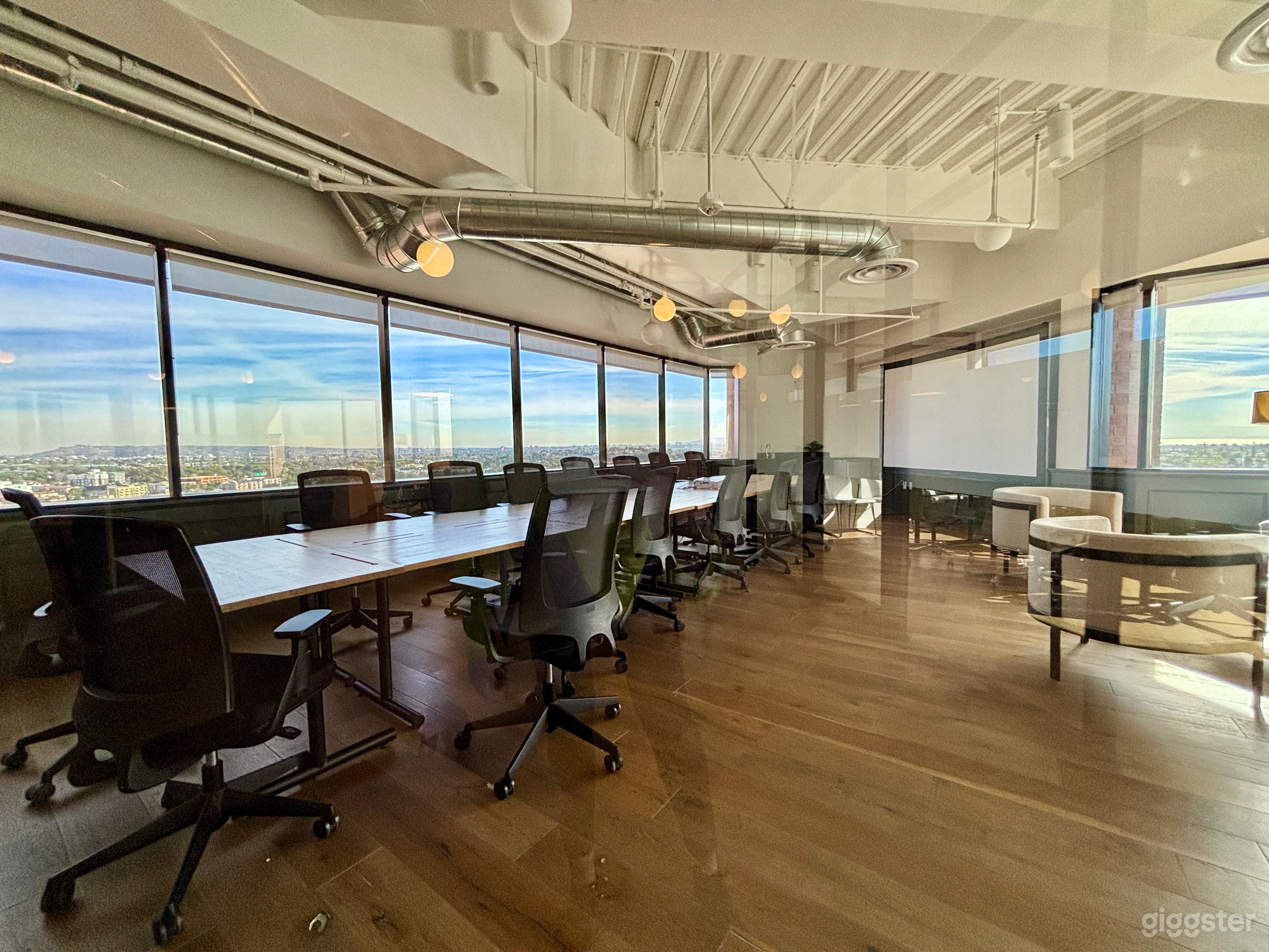 Luxury Office With Conference Room and City View Photo 3