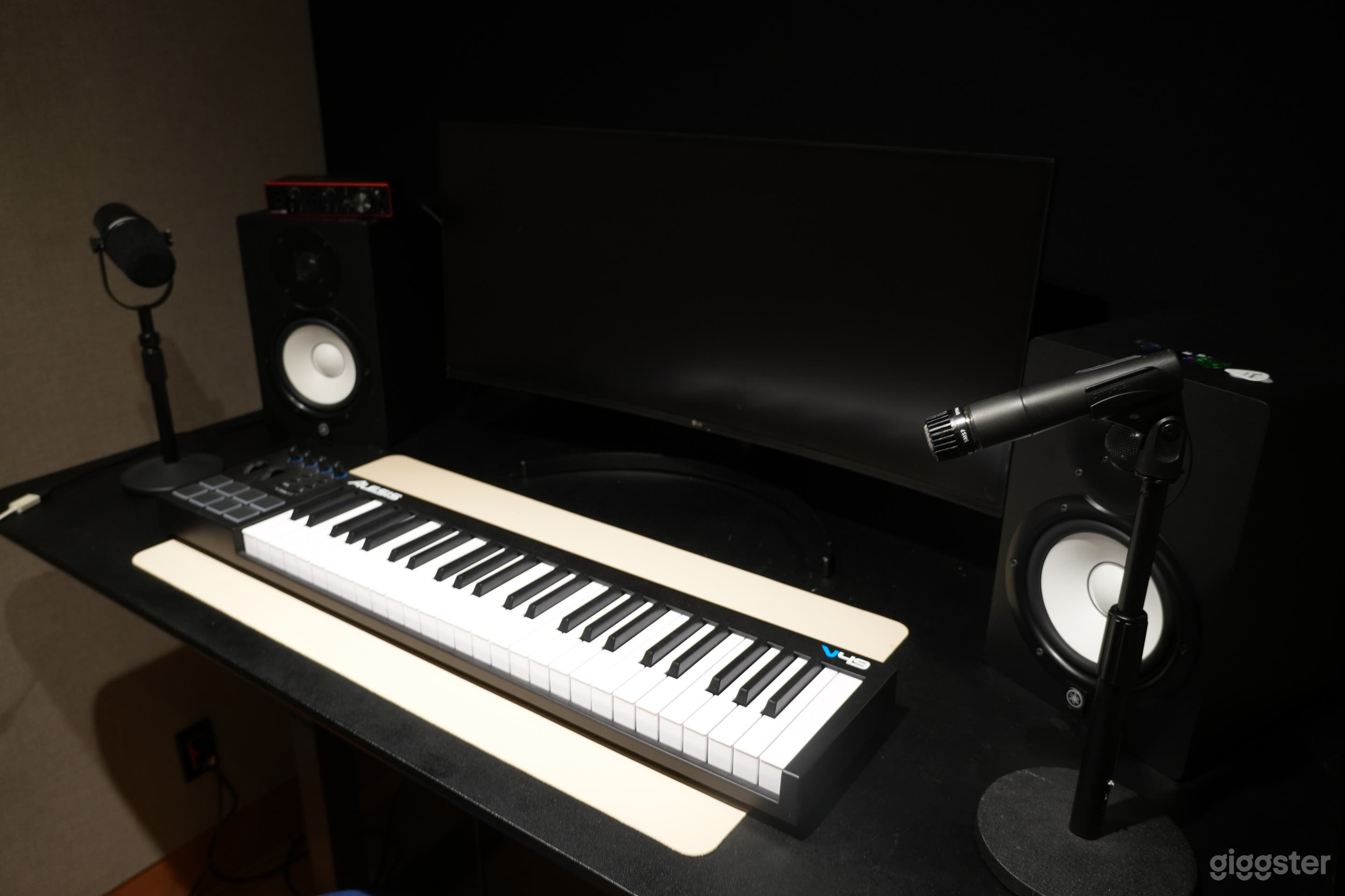 Professional Audio Recording &amp; Rehearsal Space Photo 3