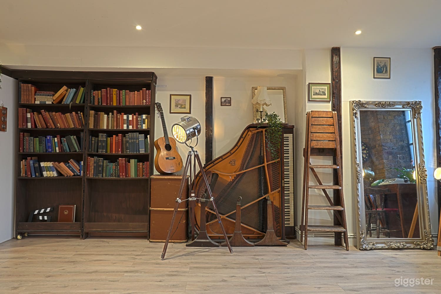 Vintage Warehouse Photo And Video Studio Photo 4