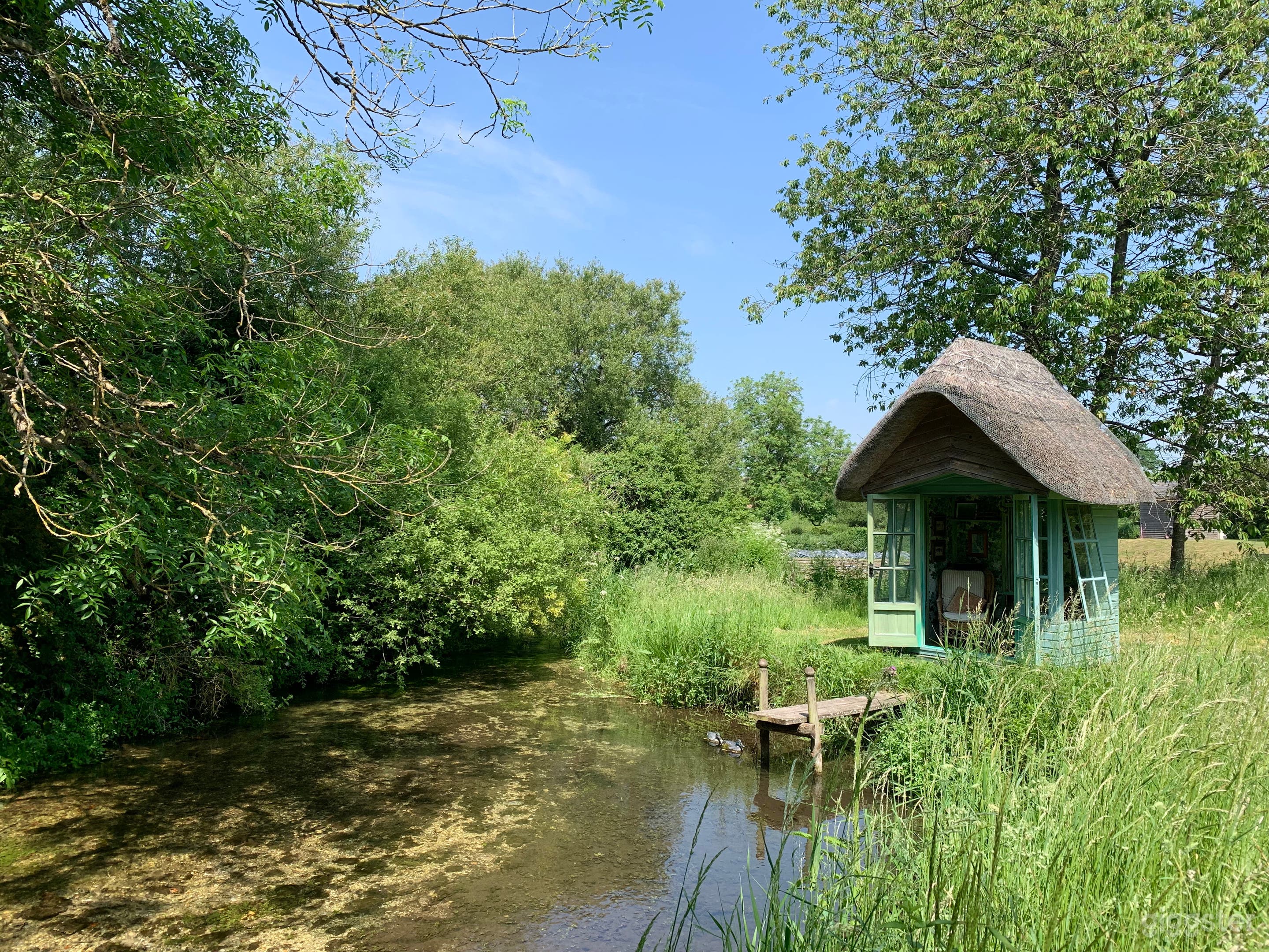 Country House With River Cabin and Formal Garden Photo 4