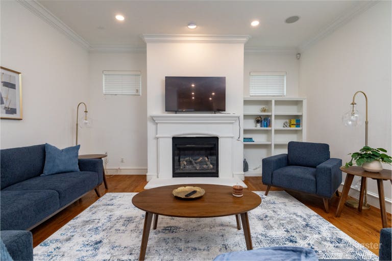  Film-Ready Dallas Home with Natural Light & Space 