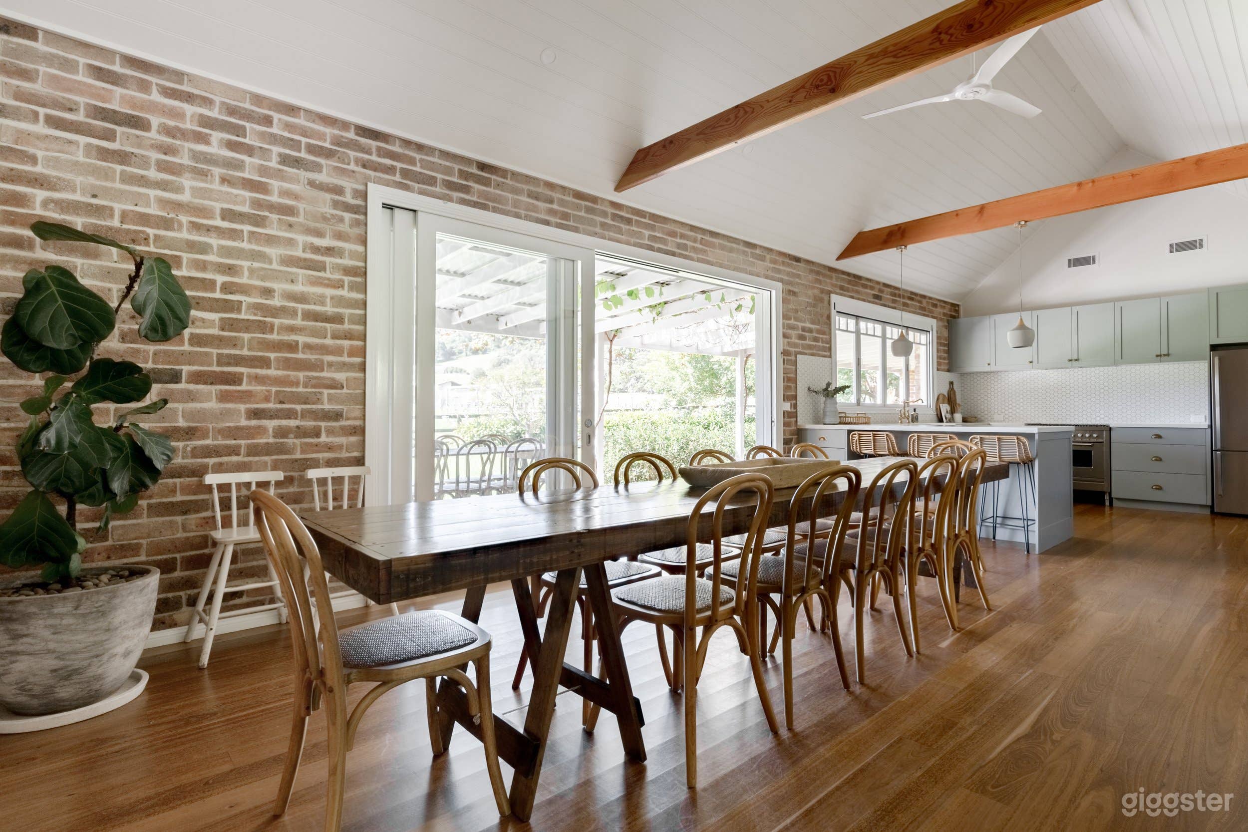 FARM MEADOW COTTAGE Photo 3