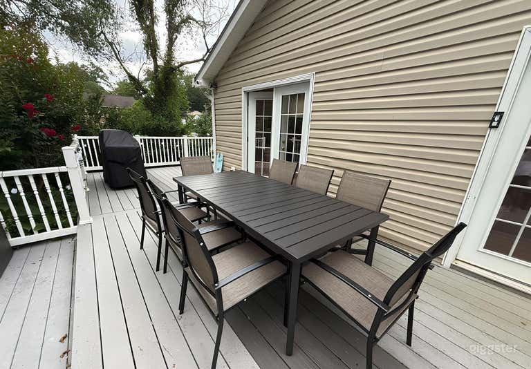  Large Backyard Event Space 