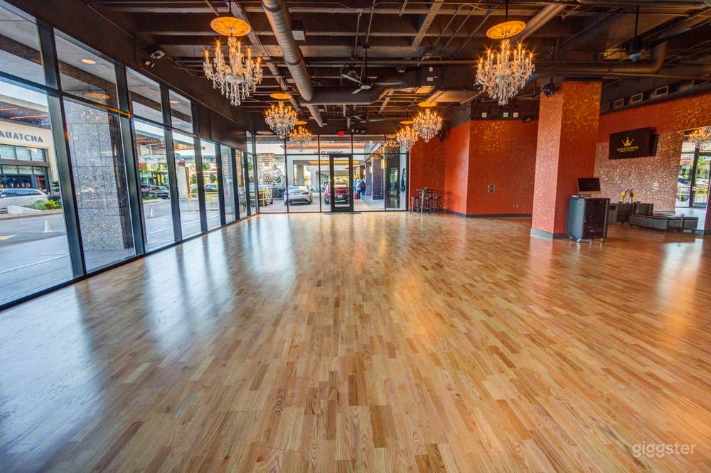 Beautiful and Classy Dance Studio in Houston Photo 3