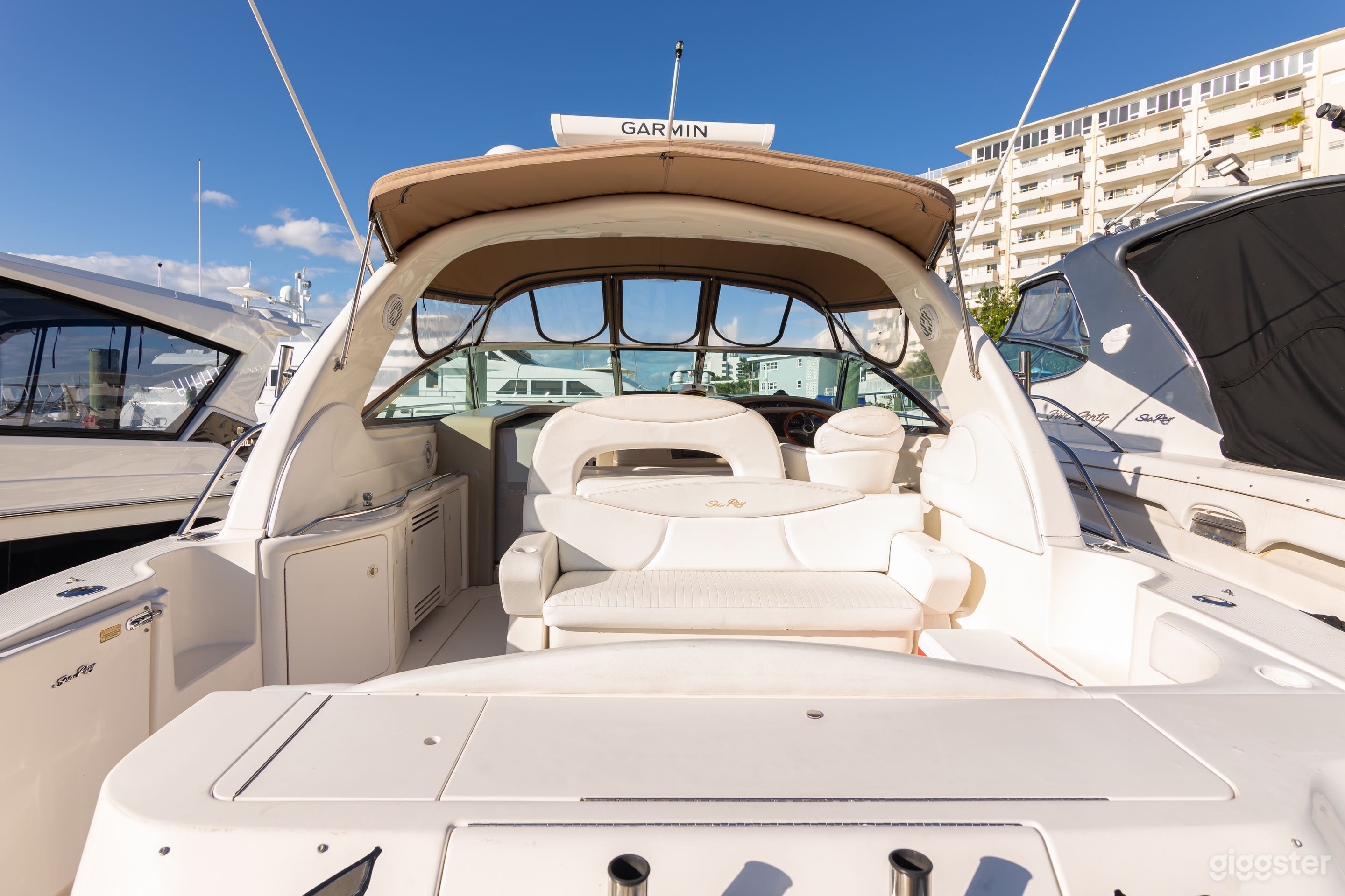 SeaRay Express - Luxurious Yacht | Miami Beach Swim + Cruise Photo 3