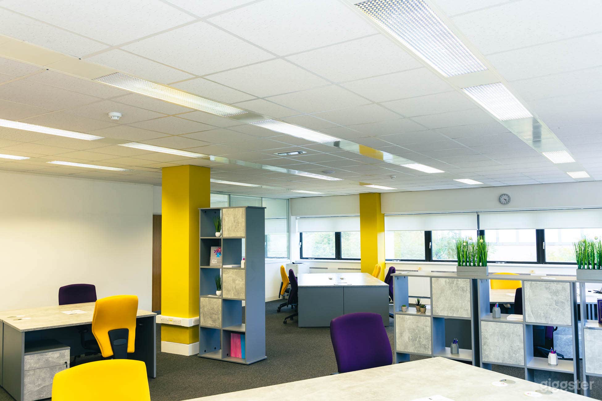 Bright and Spacious Co-Working Spaces Photo 1