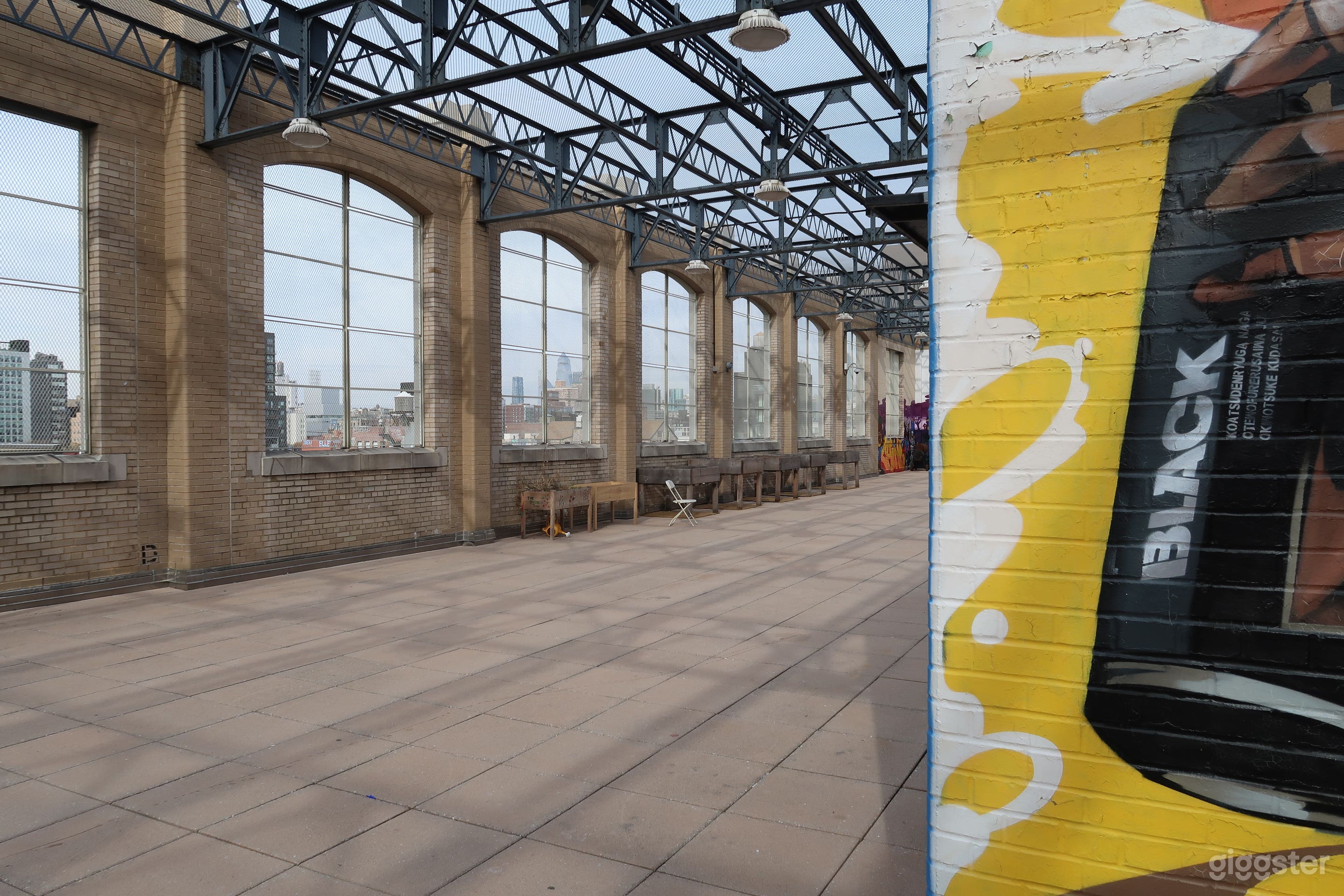 Design High School Photo 3