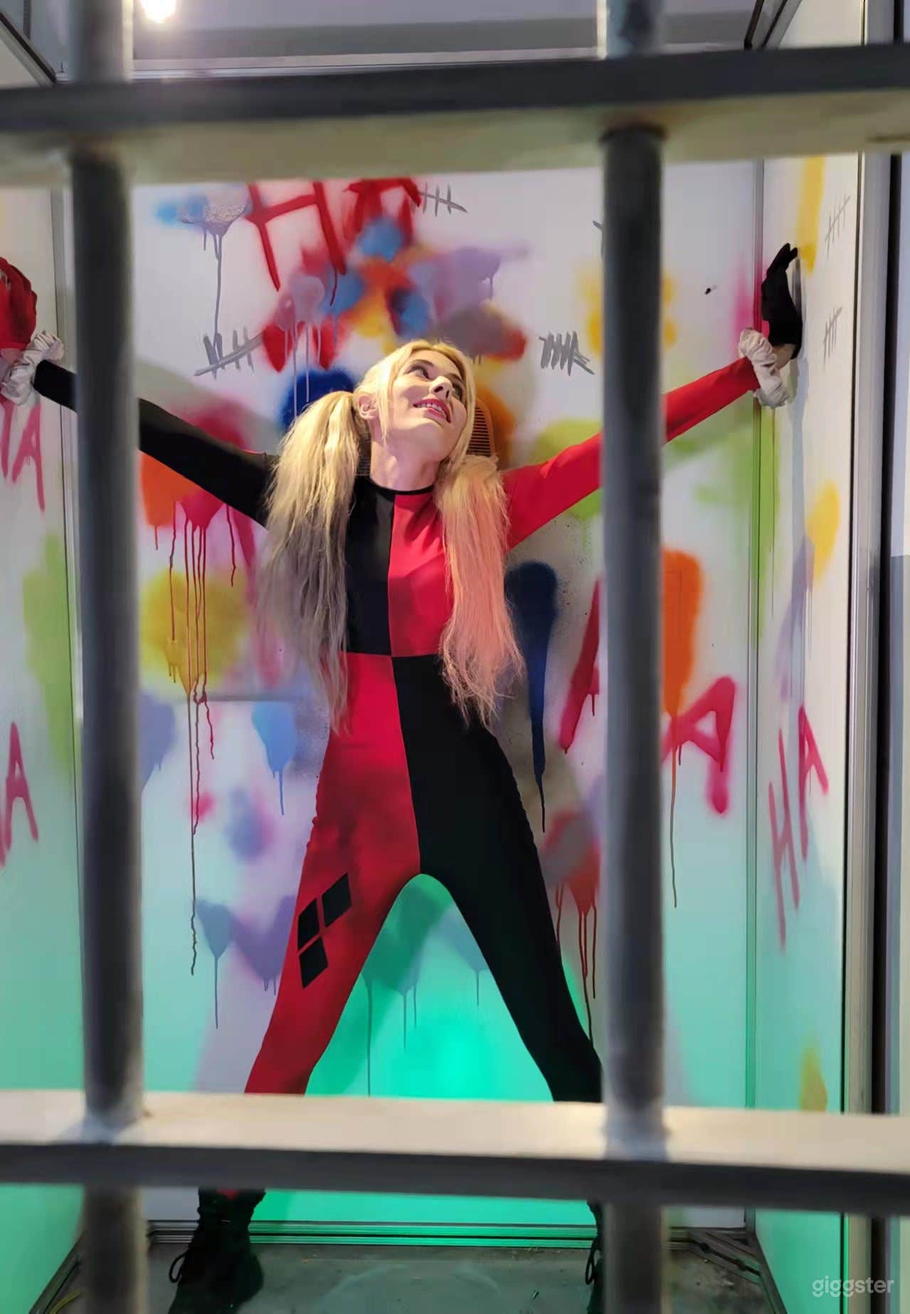 Behind Bars: Jail Cell Set With Props  Photo 4