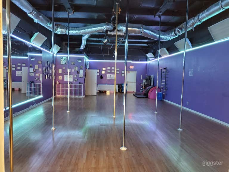 Estudio cautivador de pole dance en Greenville 