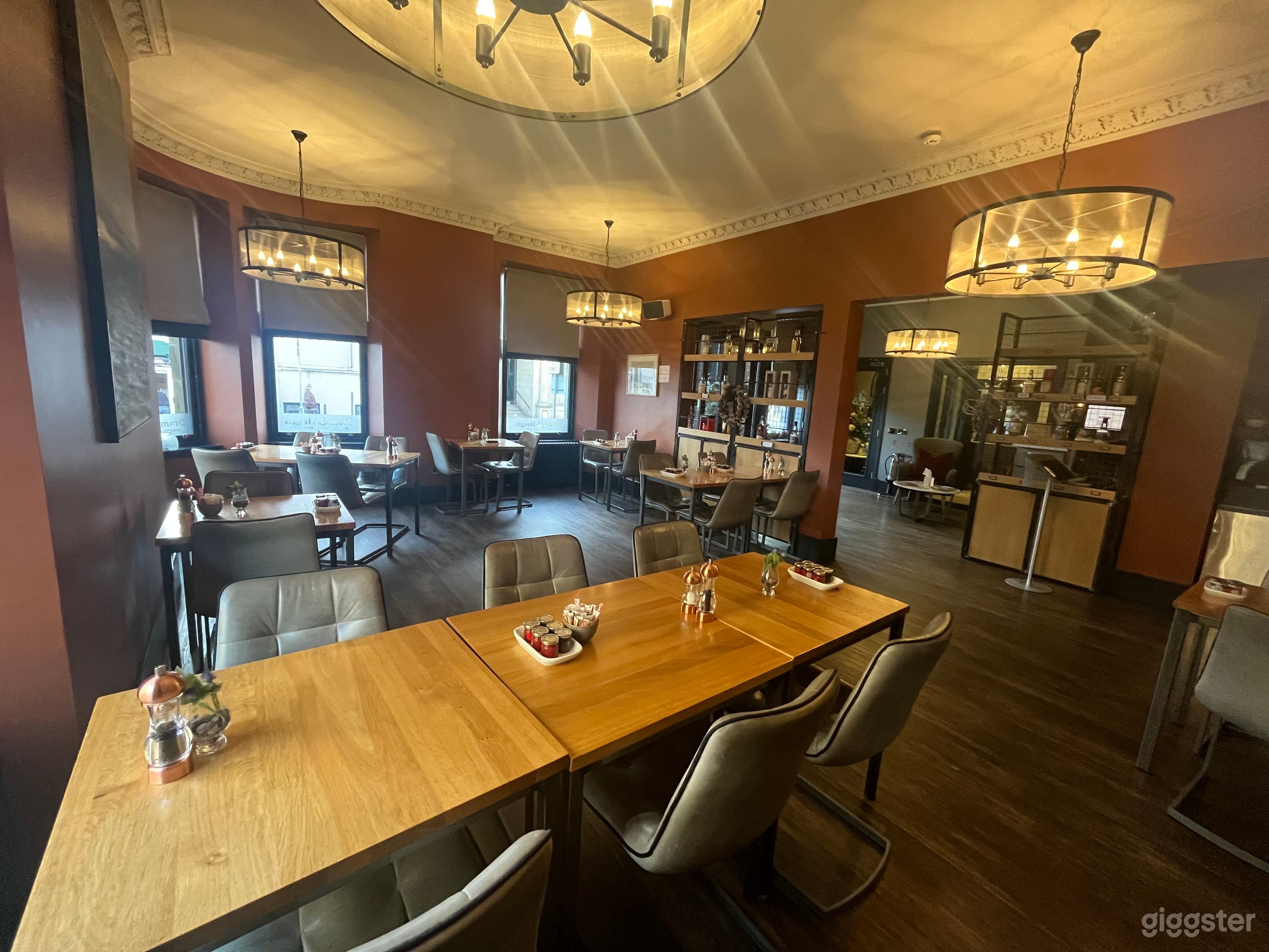 Rustic and Cozy Restaurant Photo 1