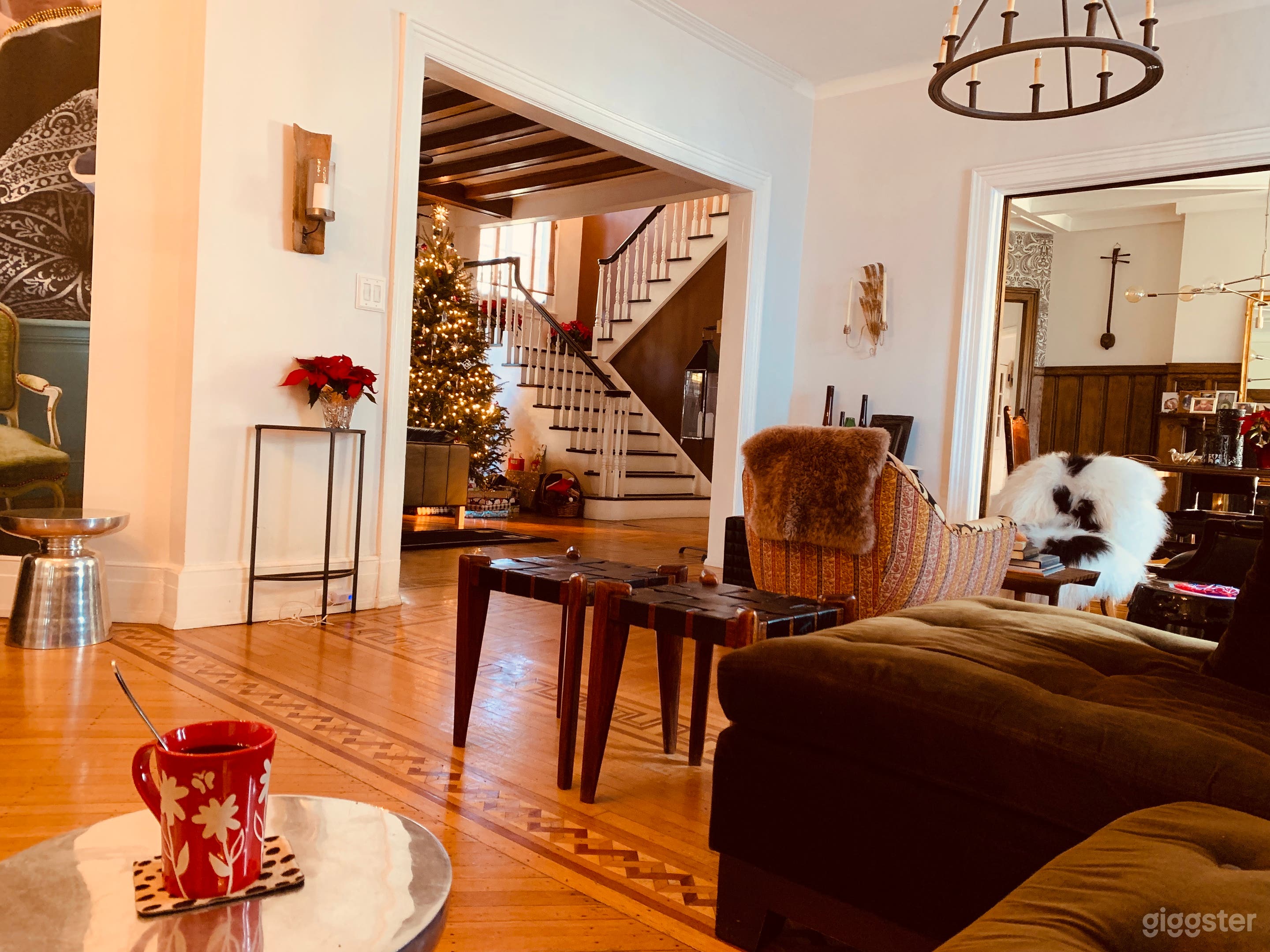 Pleasant and Welcoming Victorian Home in Brooklyn Photo 1