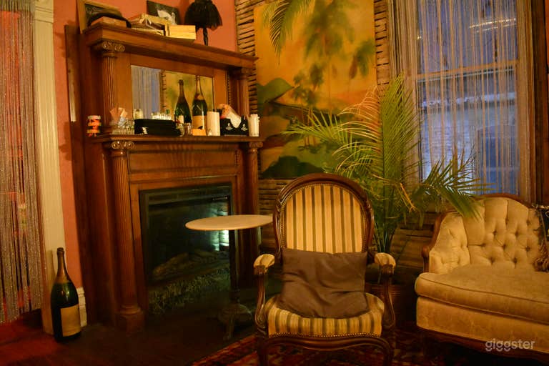  Exquisite, Charming Speakeasy Space In Milwaukee 