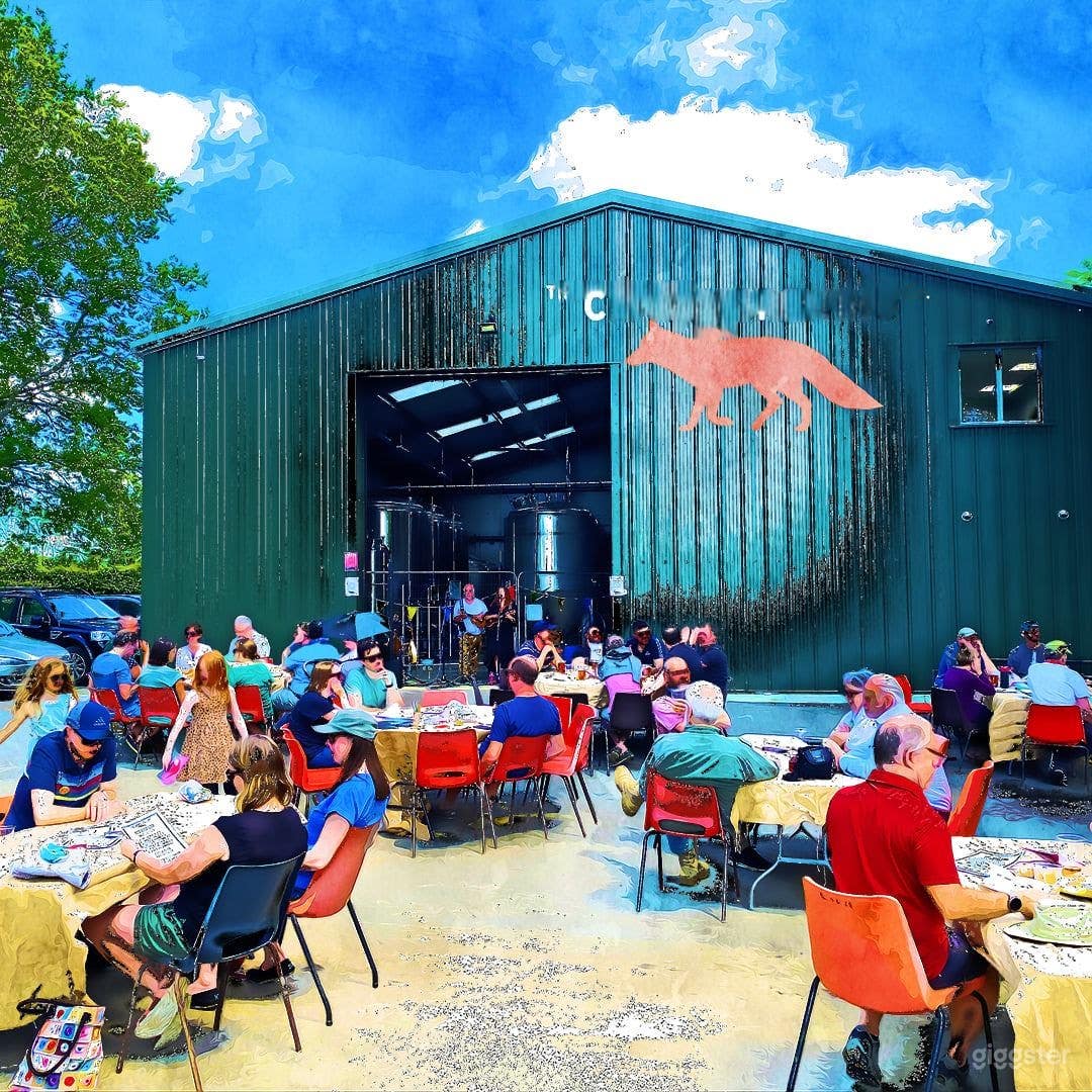 4000 Square foot Brewery + fields/woodland &amp; pond Photo 2