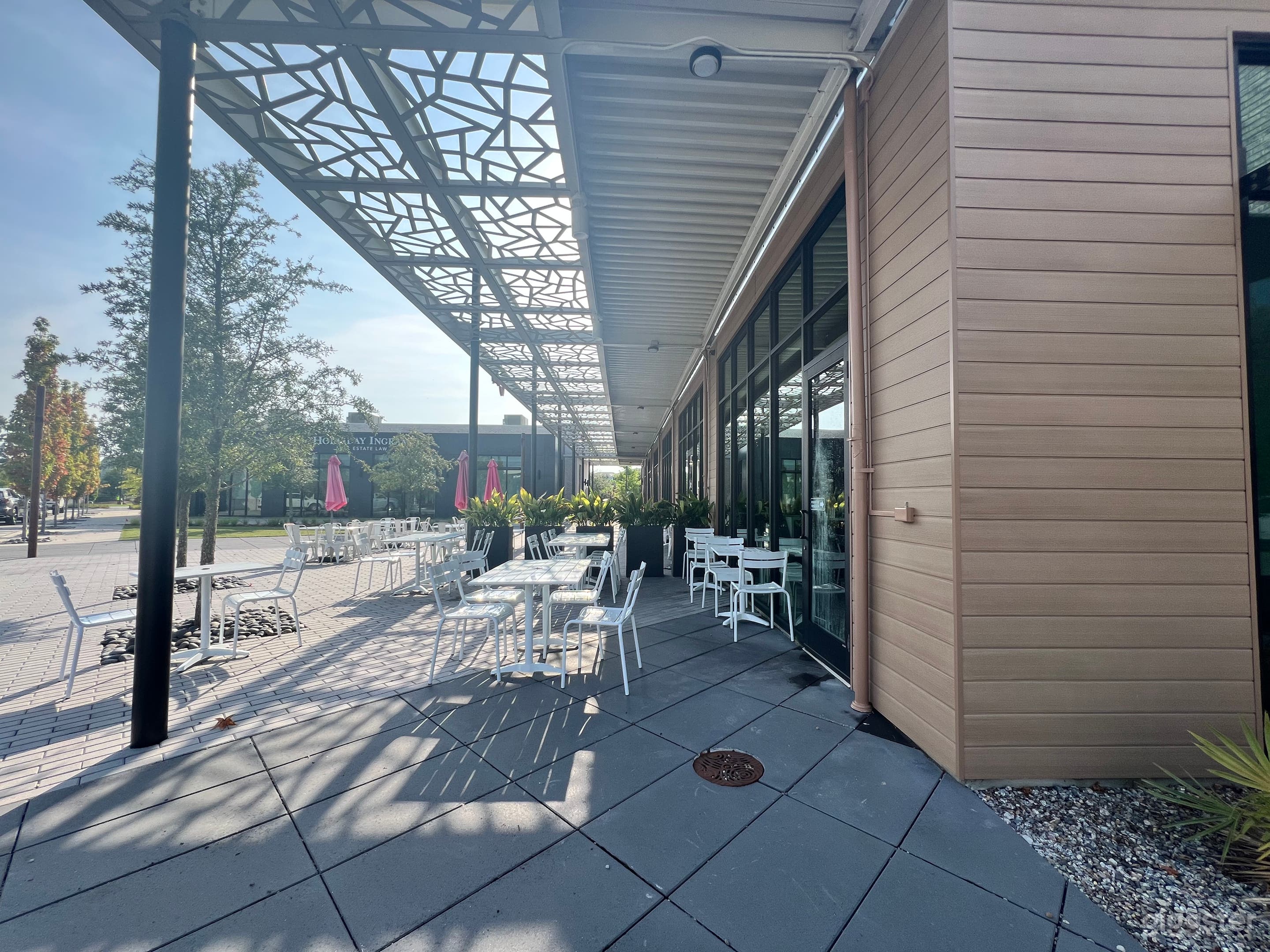 Contemporary Restaurant with Indoor & Outdoor Event Space Photo 4