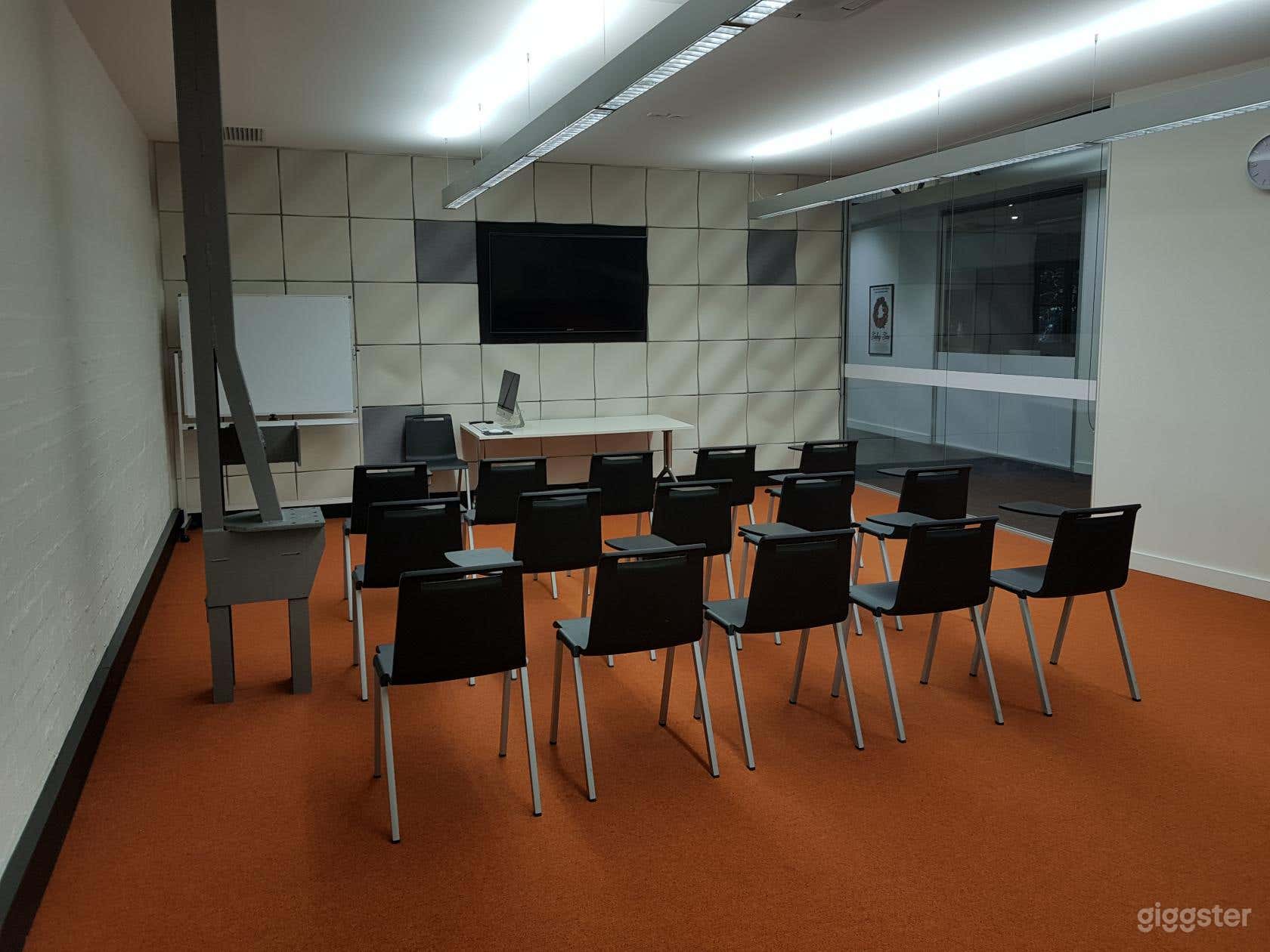 Production Room 2 Photo 4