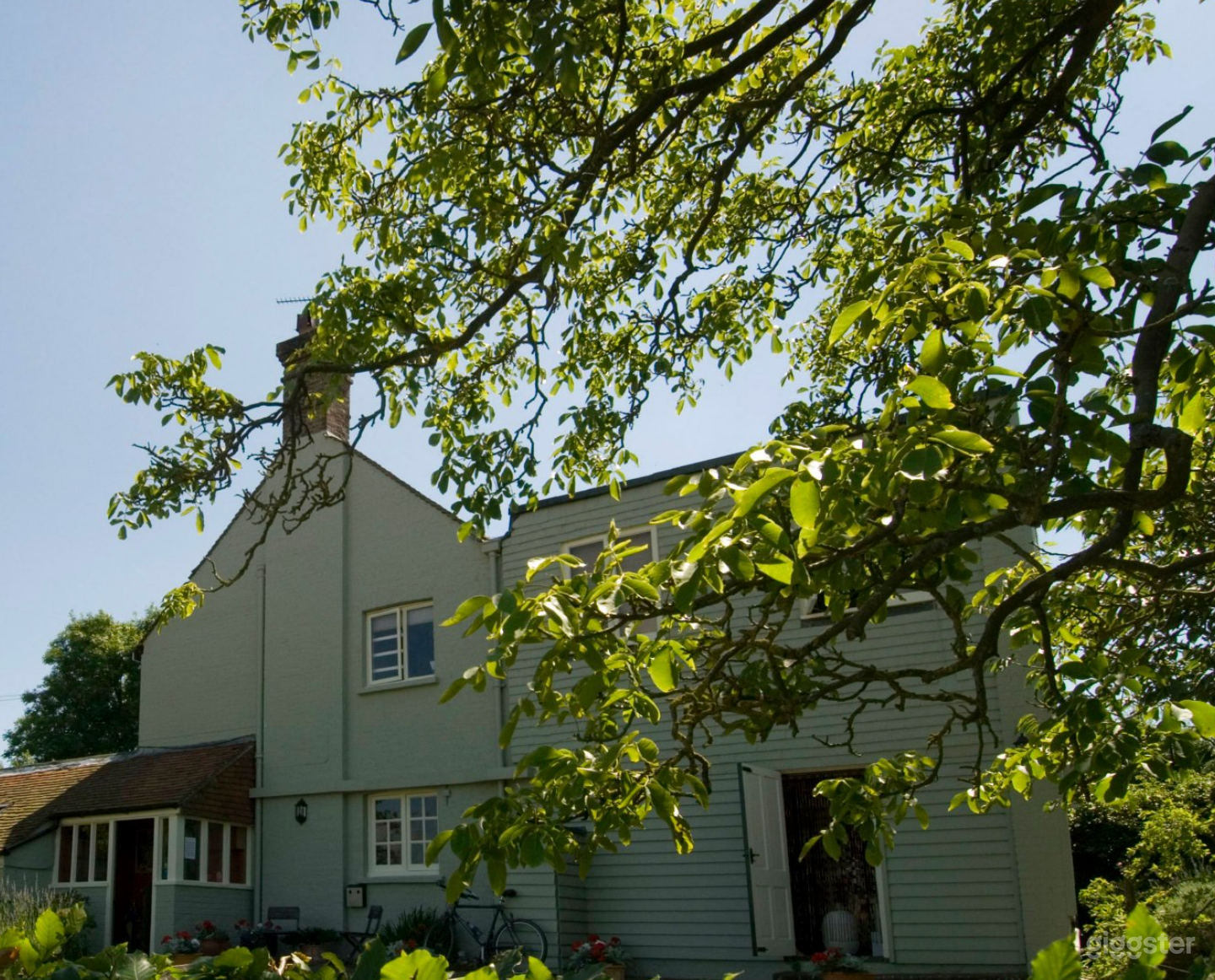 Amazing Venue with 4 Beautiful Rooms Photo 2