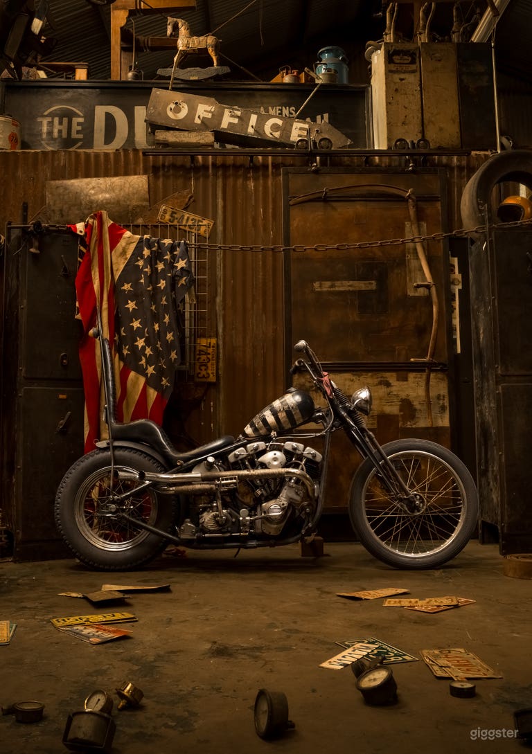  Very private industrial shop in Huntington beach 