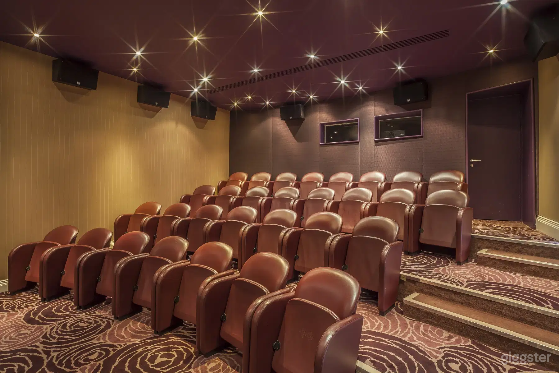 The Upstage Mini Cinema Photo 2