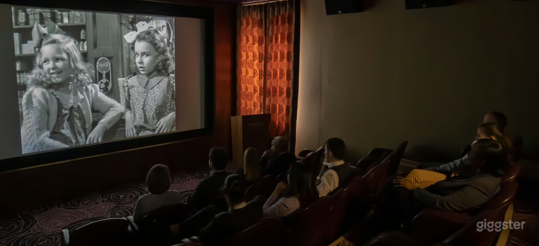  The Upstage Mini Cinema 