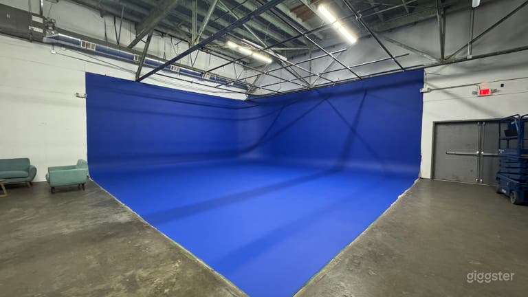  Chroma Blue Cyc Stage in LA Warehouse Film Studio 