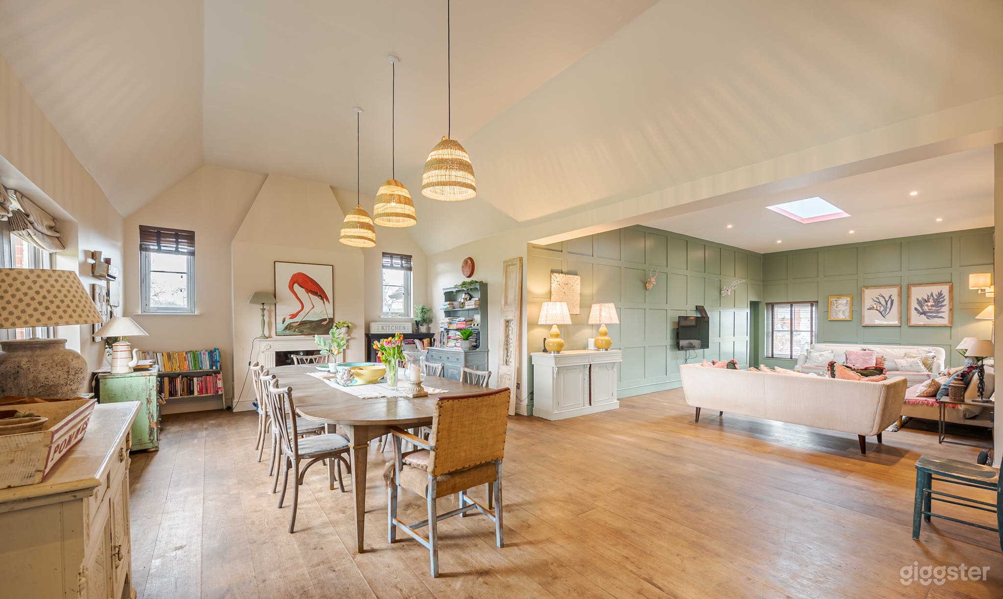 Country House Enhanced With Interior Design Photo 1