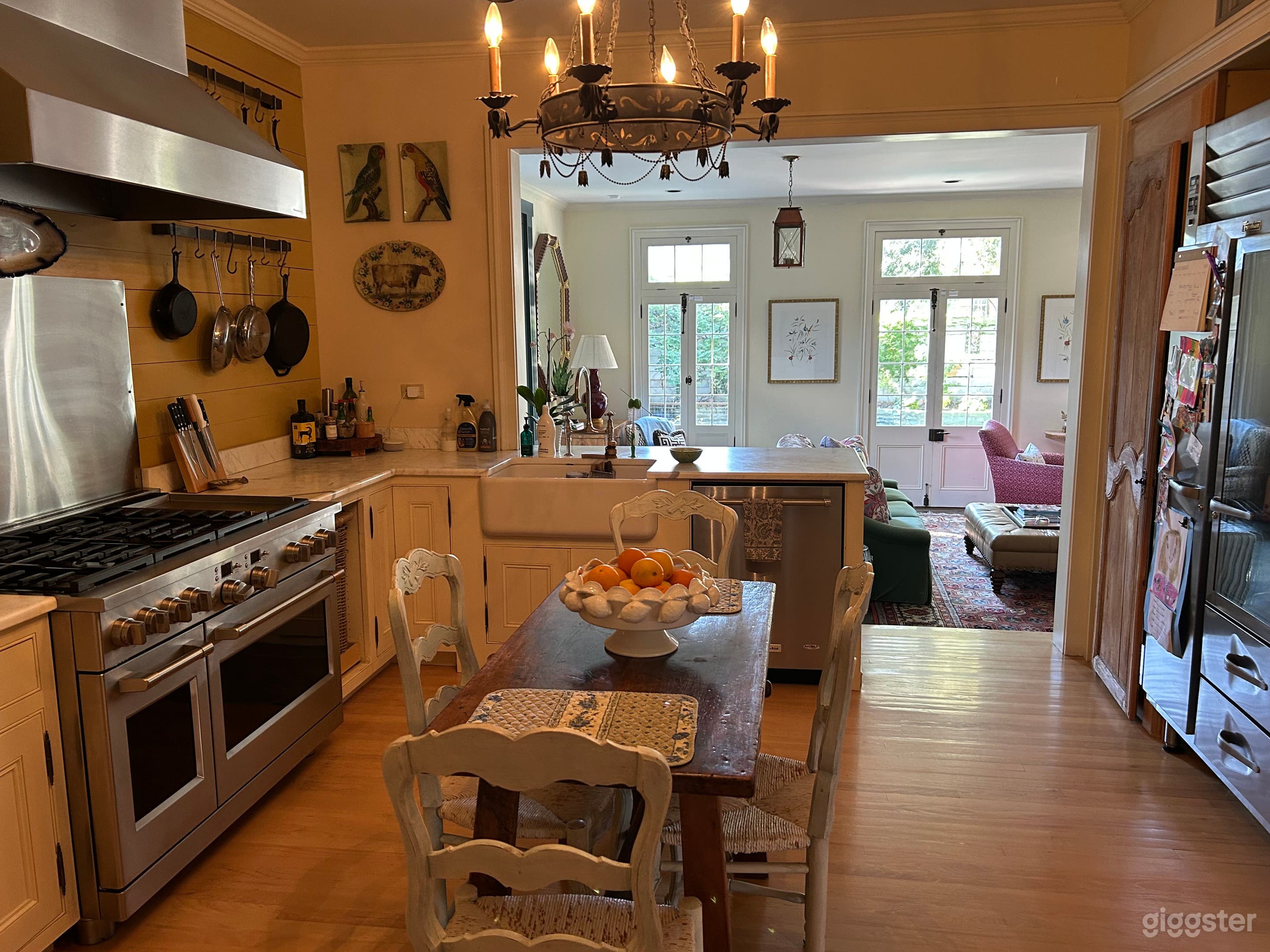 House with Texture for Filming Photo 1