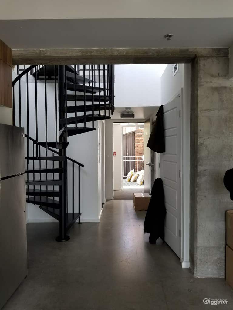  Loft Industrial con Vista al Centro y Canal 