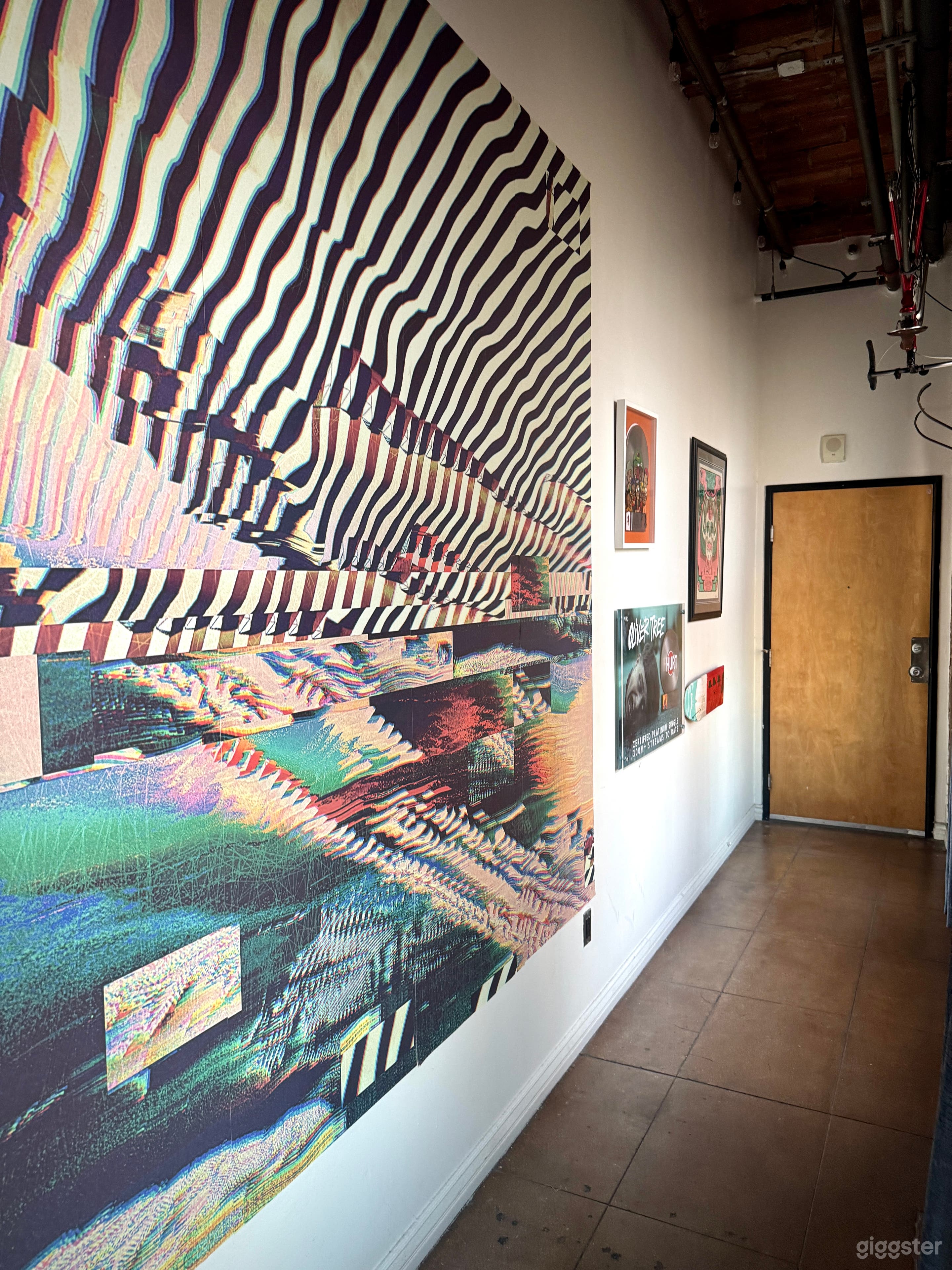 NYC Creative Penthouse Studio Loft in DTLA Photo 4