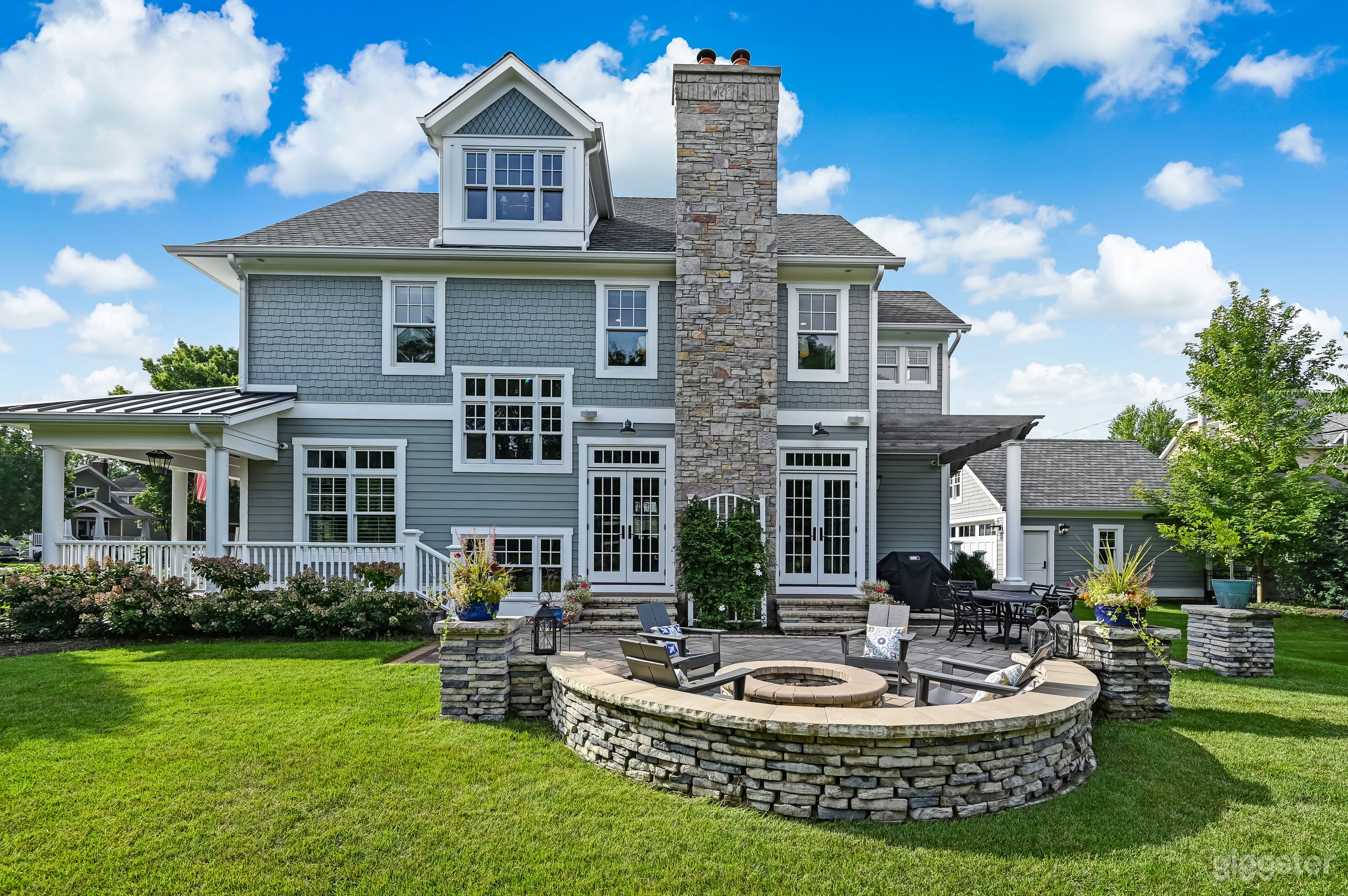 Light-Filled Suburban Home with Open Flow Photo 3