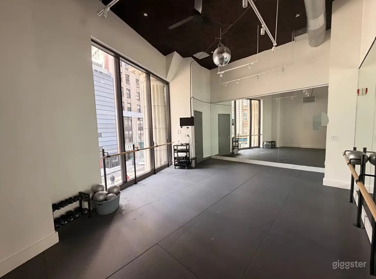  Private Fitness Studio for Small Groups, Coaching & Wellness 
