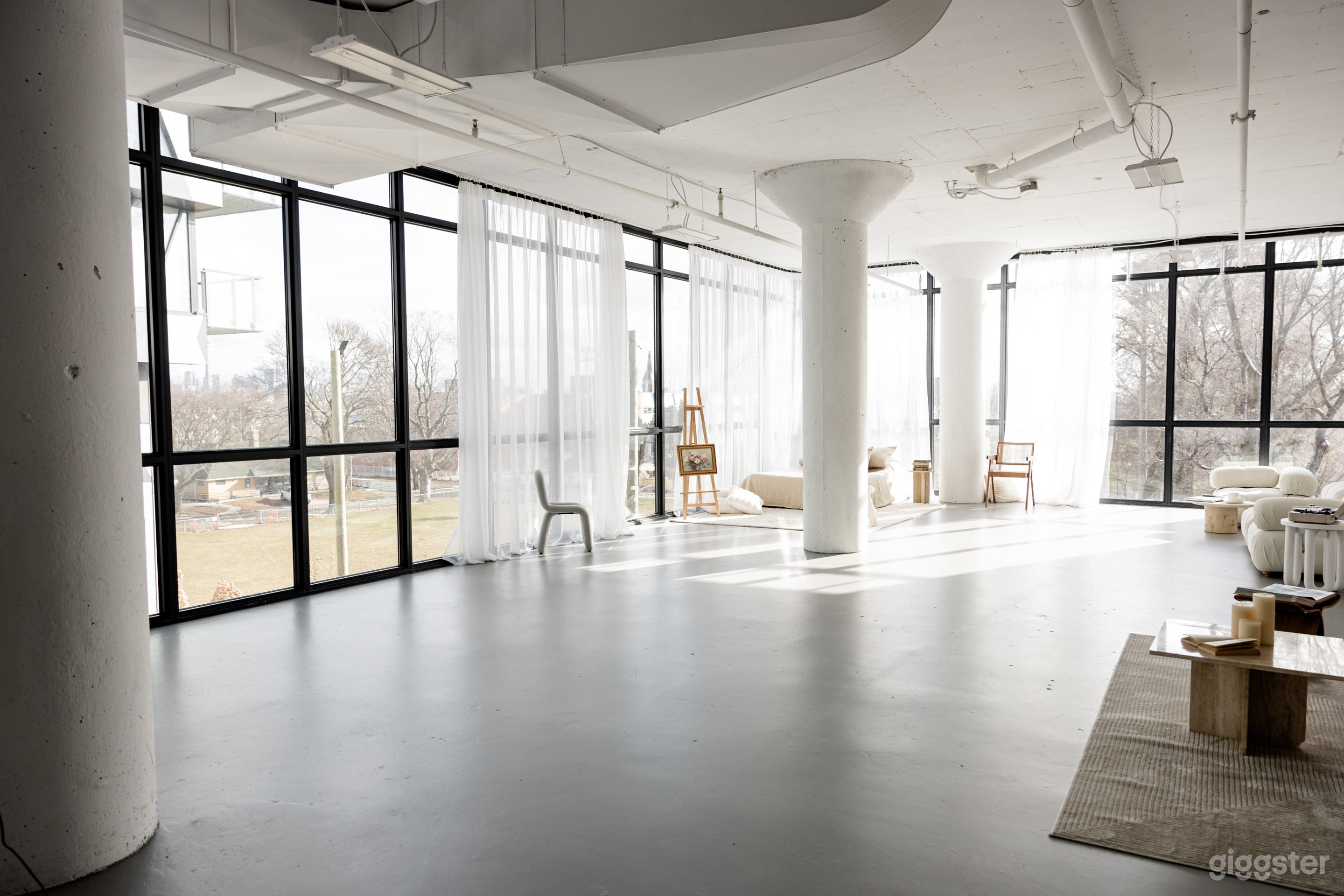 Studio Space Photo 4